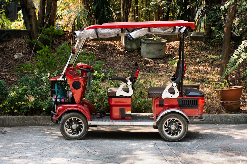 Read more about the article Helpful Golf Cart Customizations