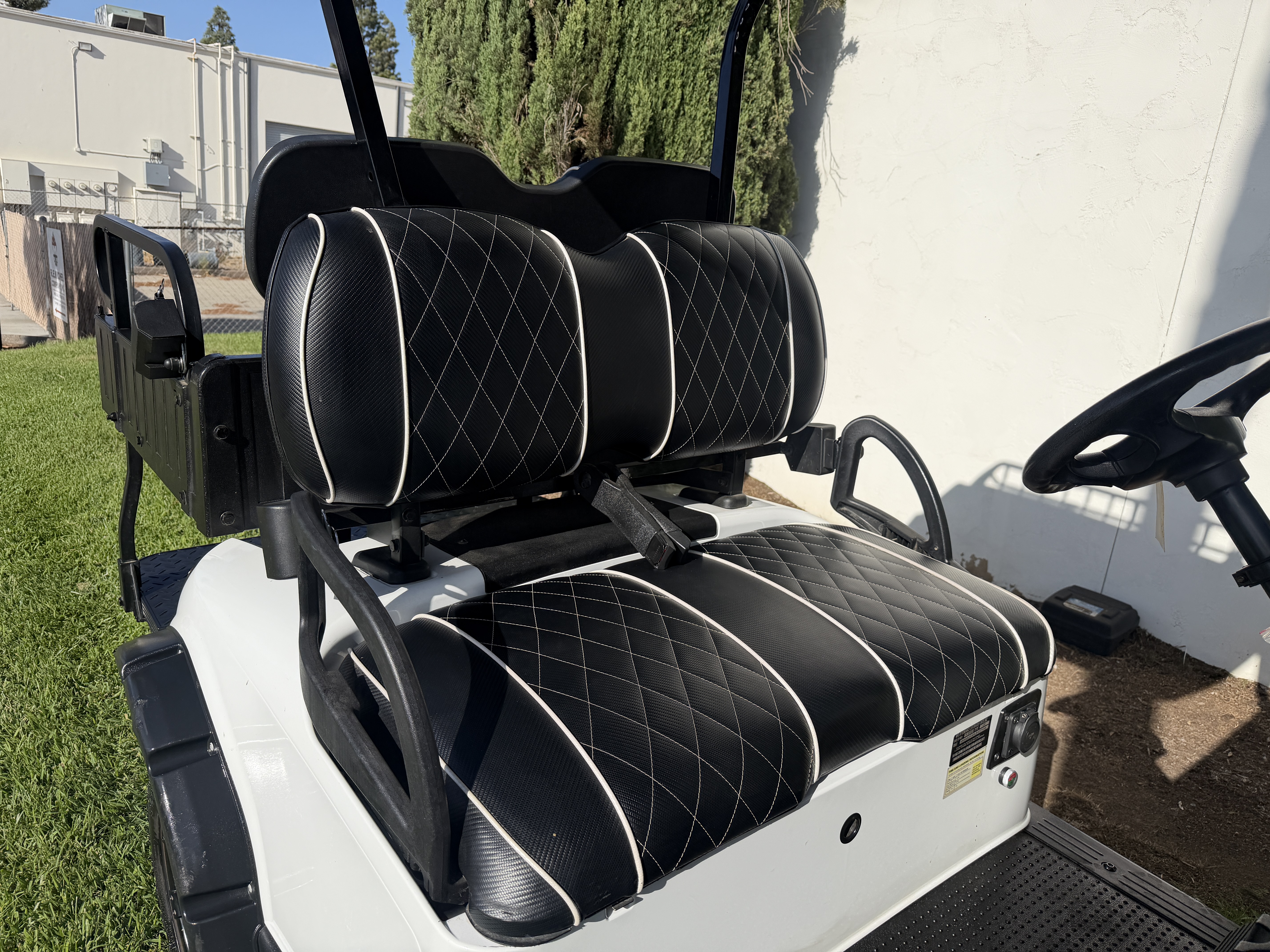 2020 E-Z-GO Freedom RXV ELiTE STREET LEGAL