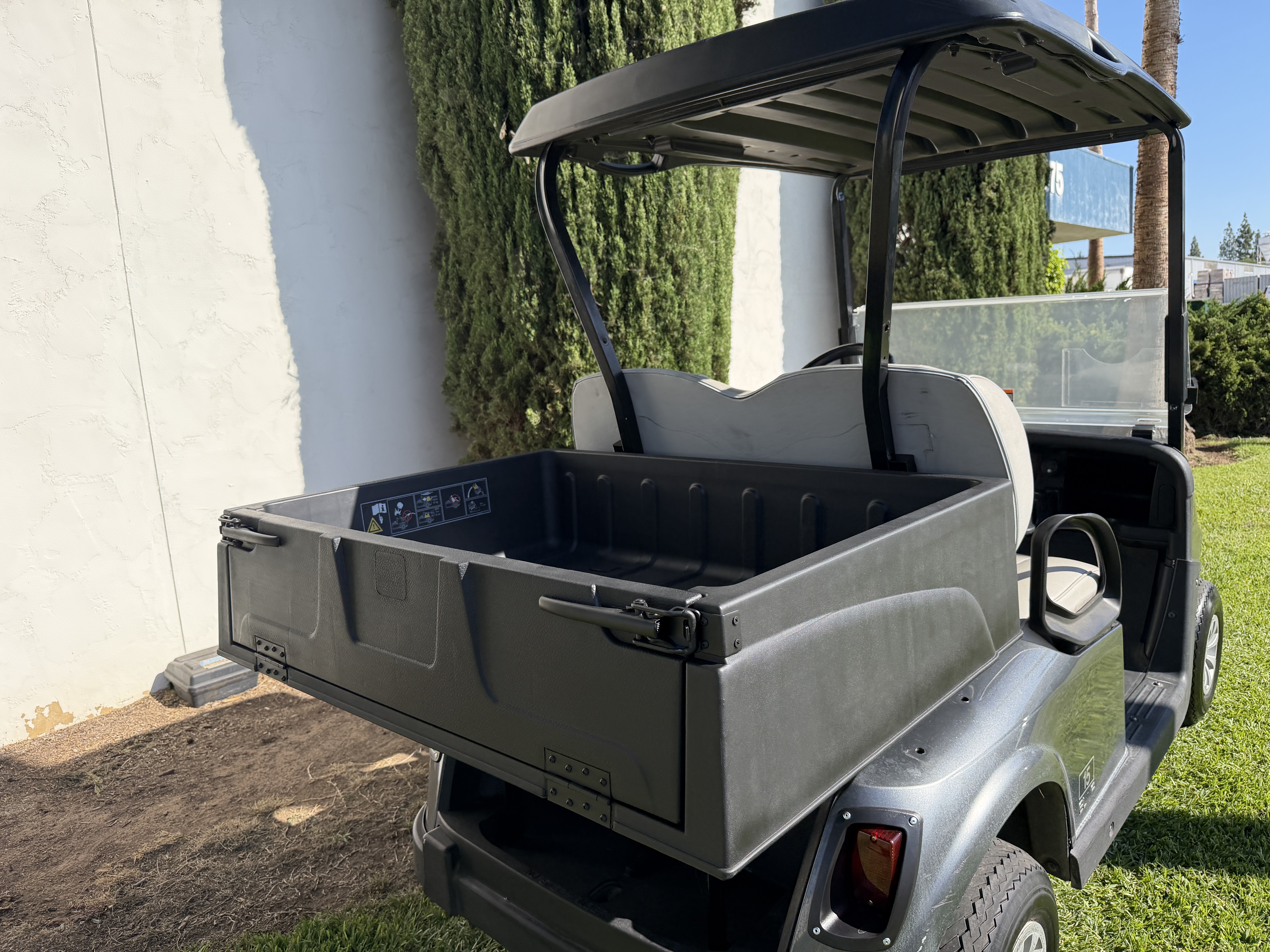 2023 E-Z-GO RXV Golf Car - Electric