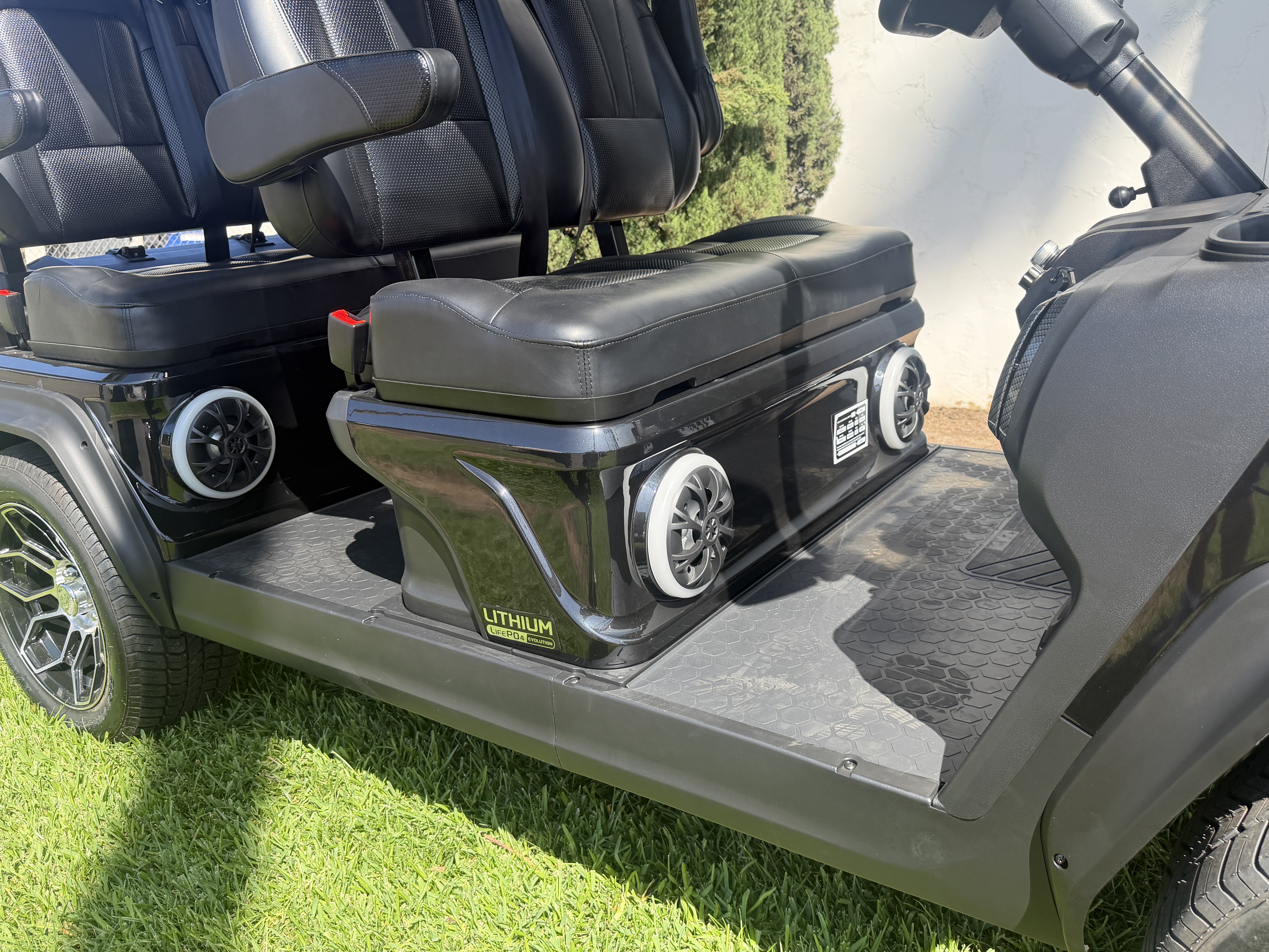 2027 Evolution D5-Ranger 4 PLUS STREET LEGAL