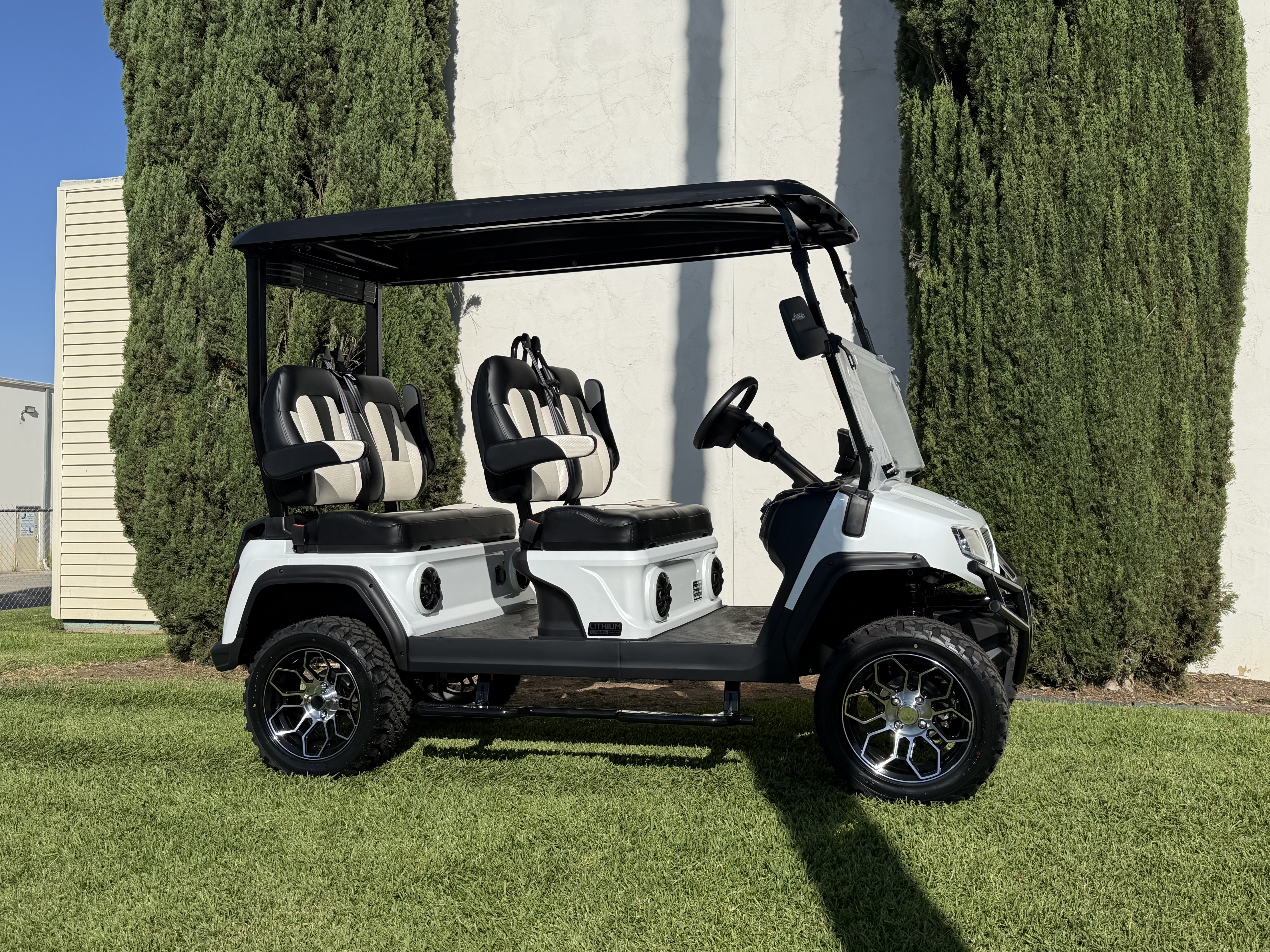 2027 Evolution D5-Maverick 4 PLUS STREET LEGAL