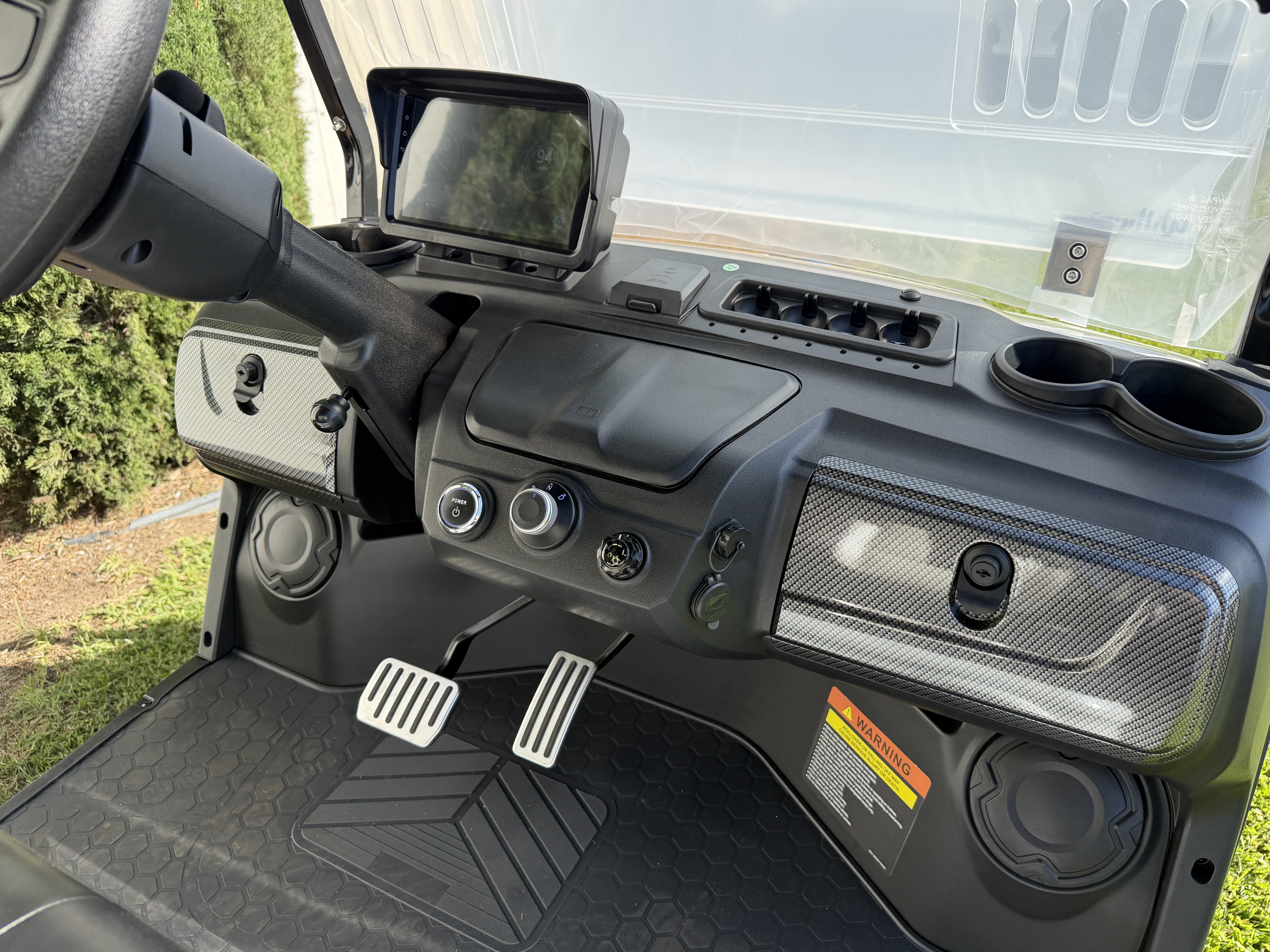 2027 Evolution D5-Maverick 4 PLUS STREET LEGAL