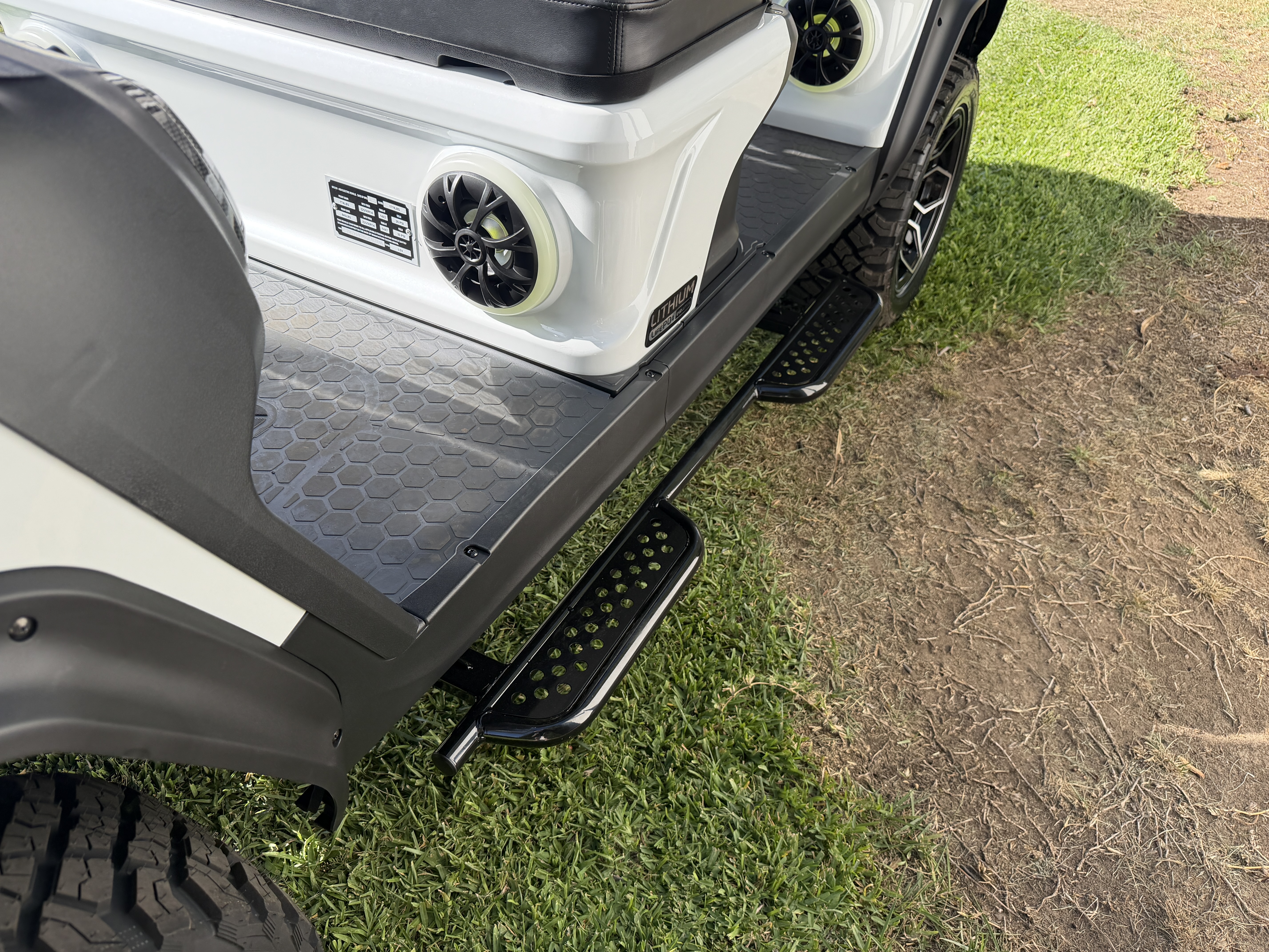 2027 Evolution D5-Maverick 4 PLUS STREET LEGAL