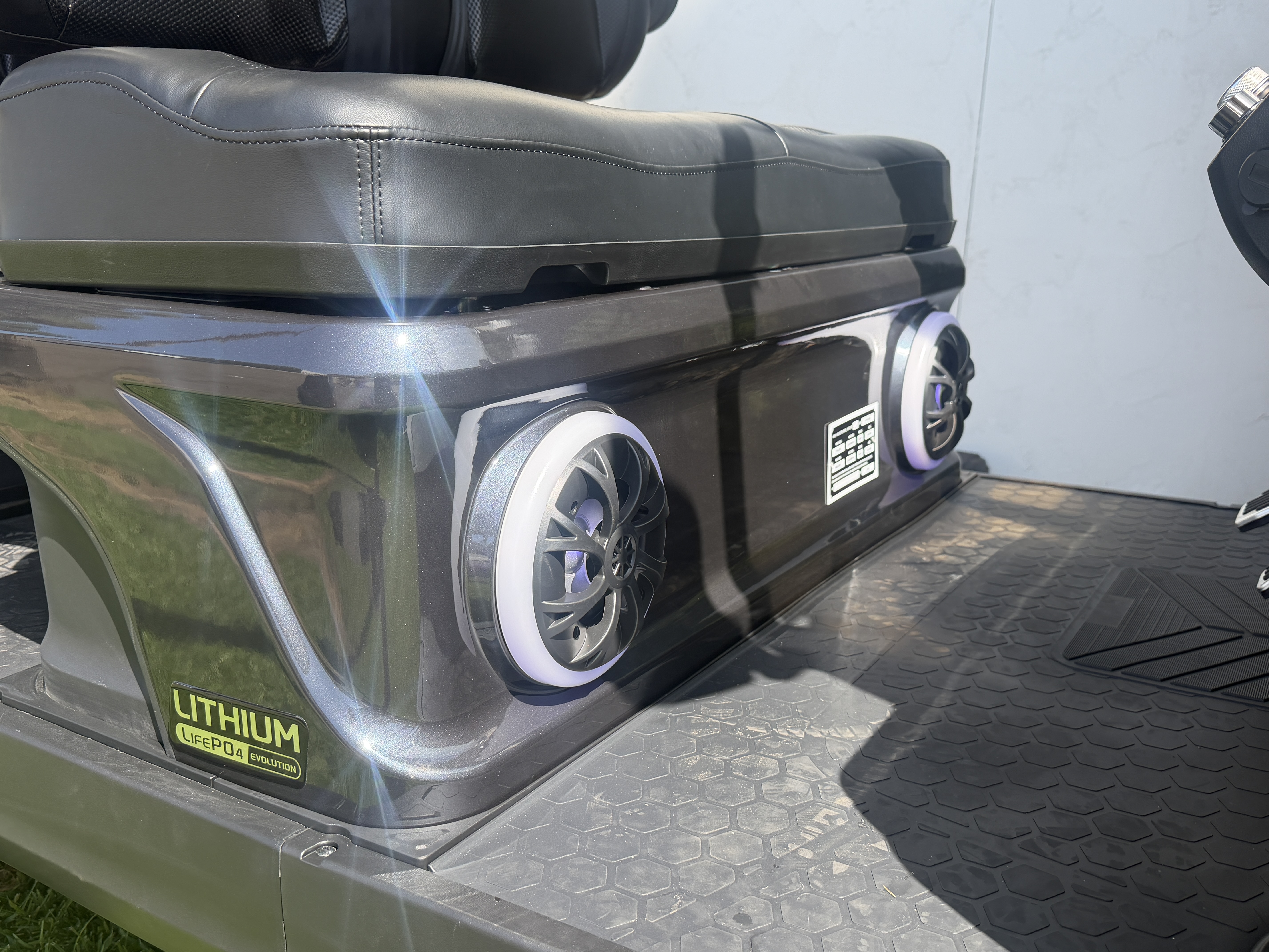 2027 Evolution D5-Maverick 4 PLUS STREET LEGAL