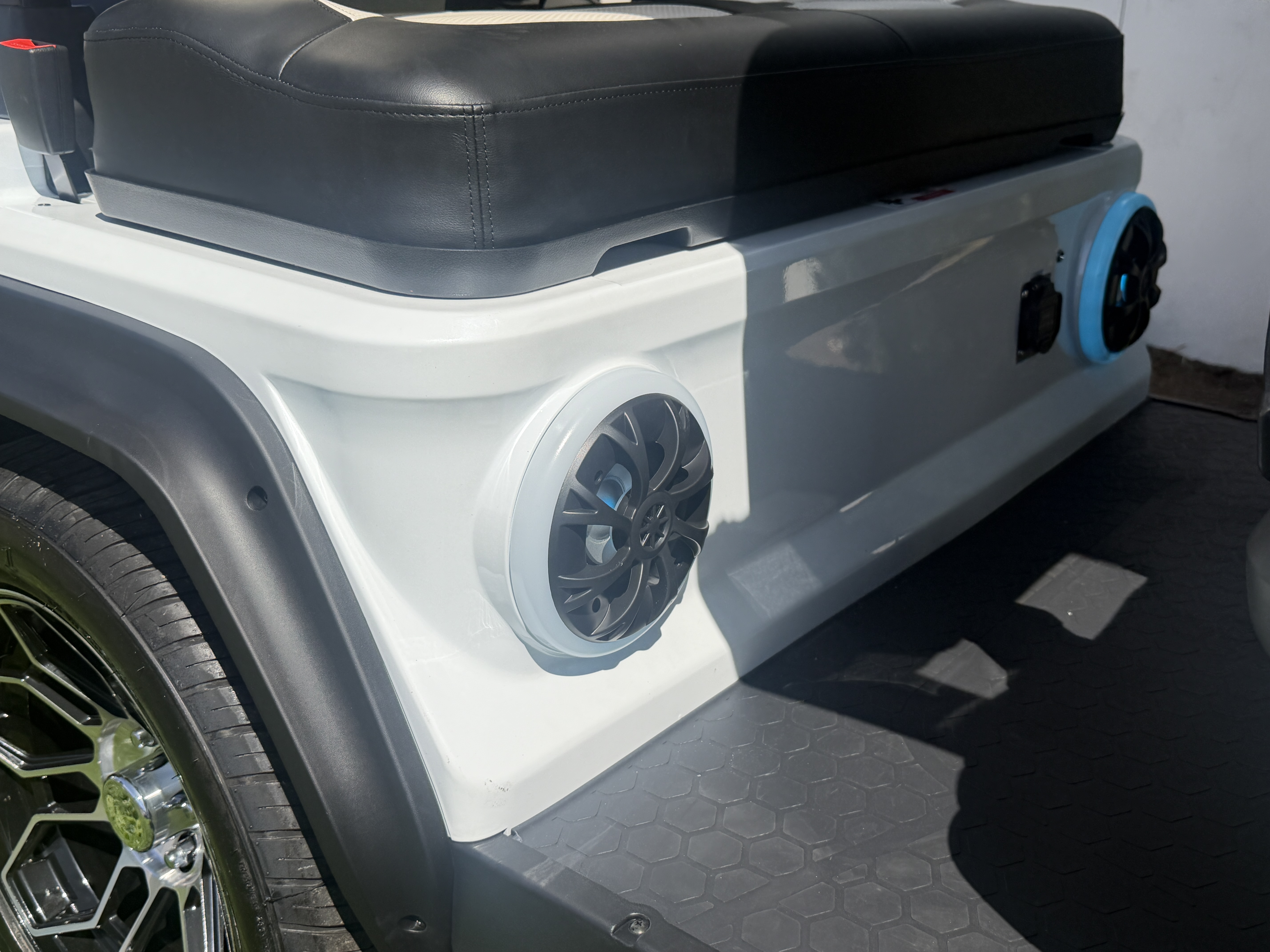 2027 Evolution D5-Ranger 4 PLUS STREET LEGAL