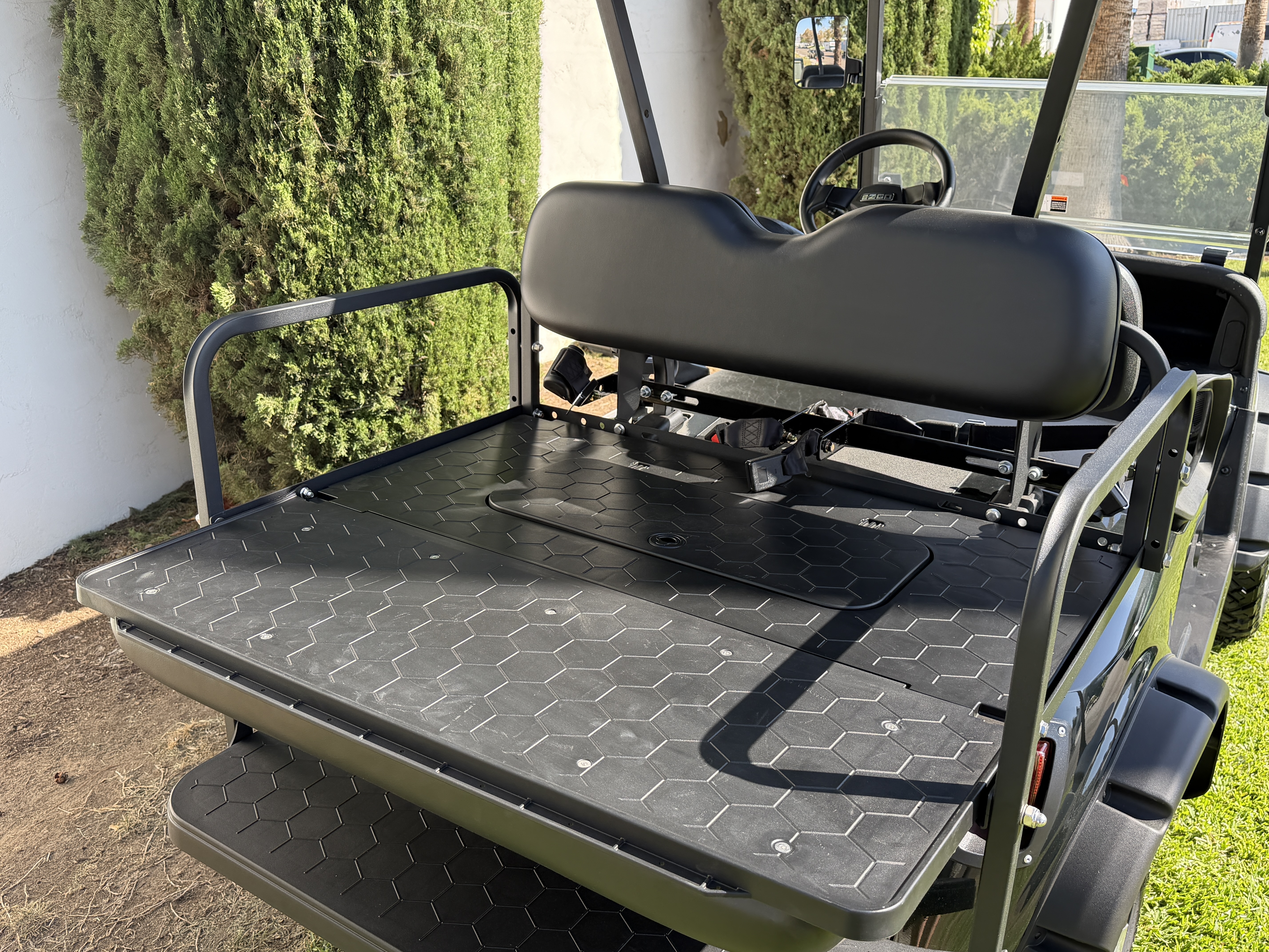 2021 E-Z-GO Freedom RXV STREET LEGAL