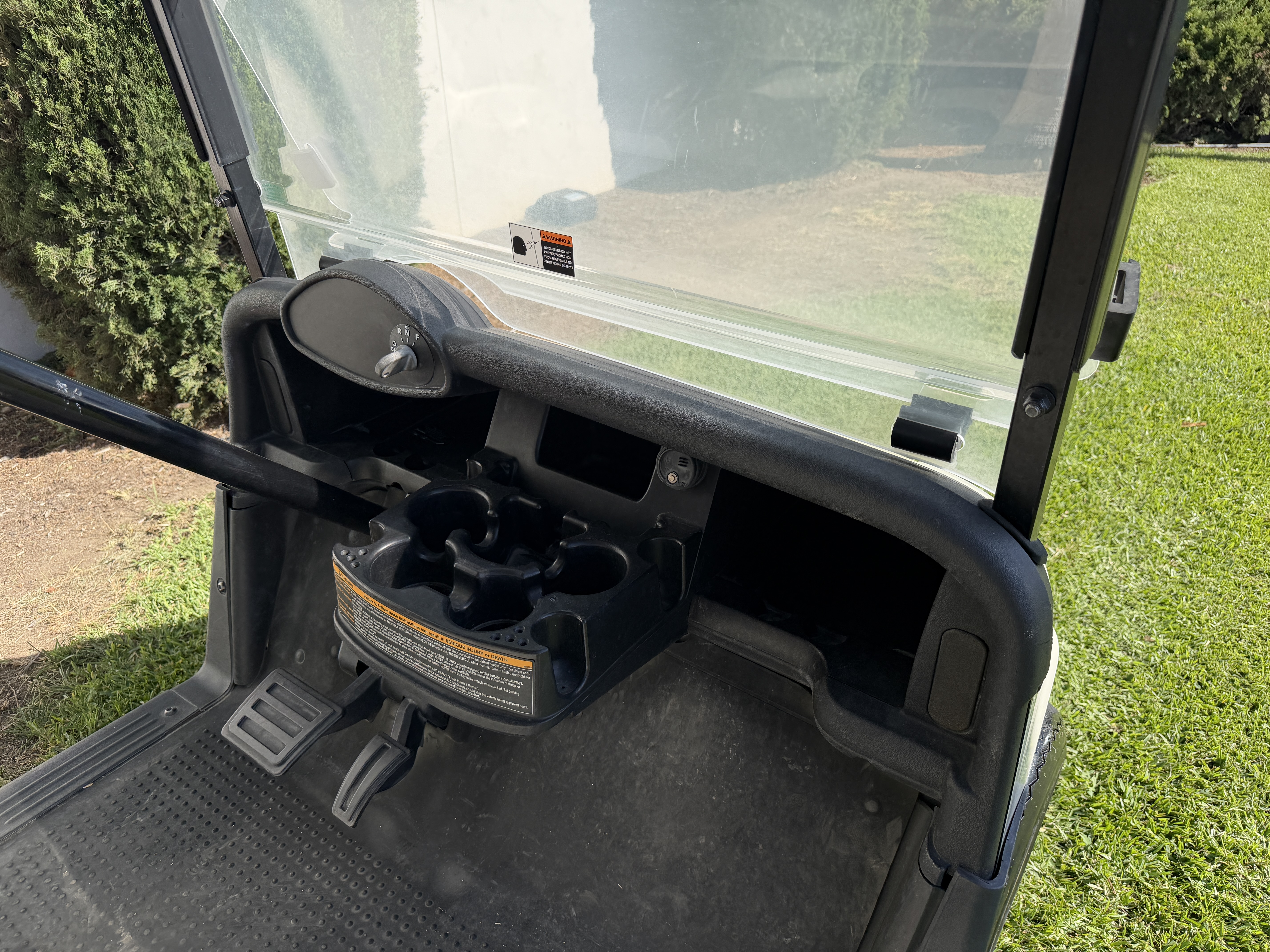 2023 E-Z-GO RXV Golf Car - Electric
