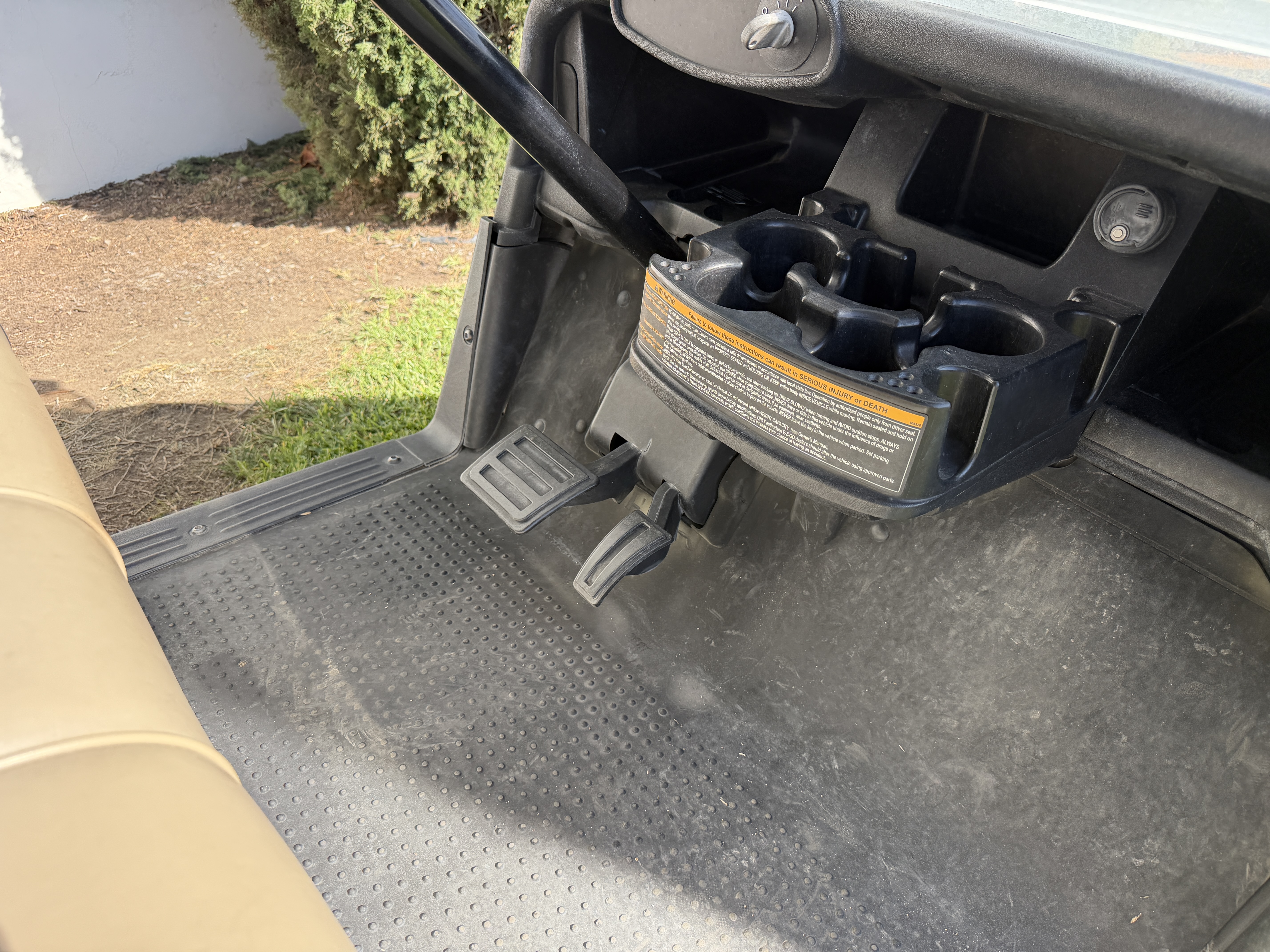 2023 E-Z-GO RXV Golf Car - Electric