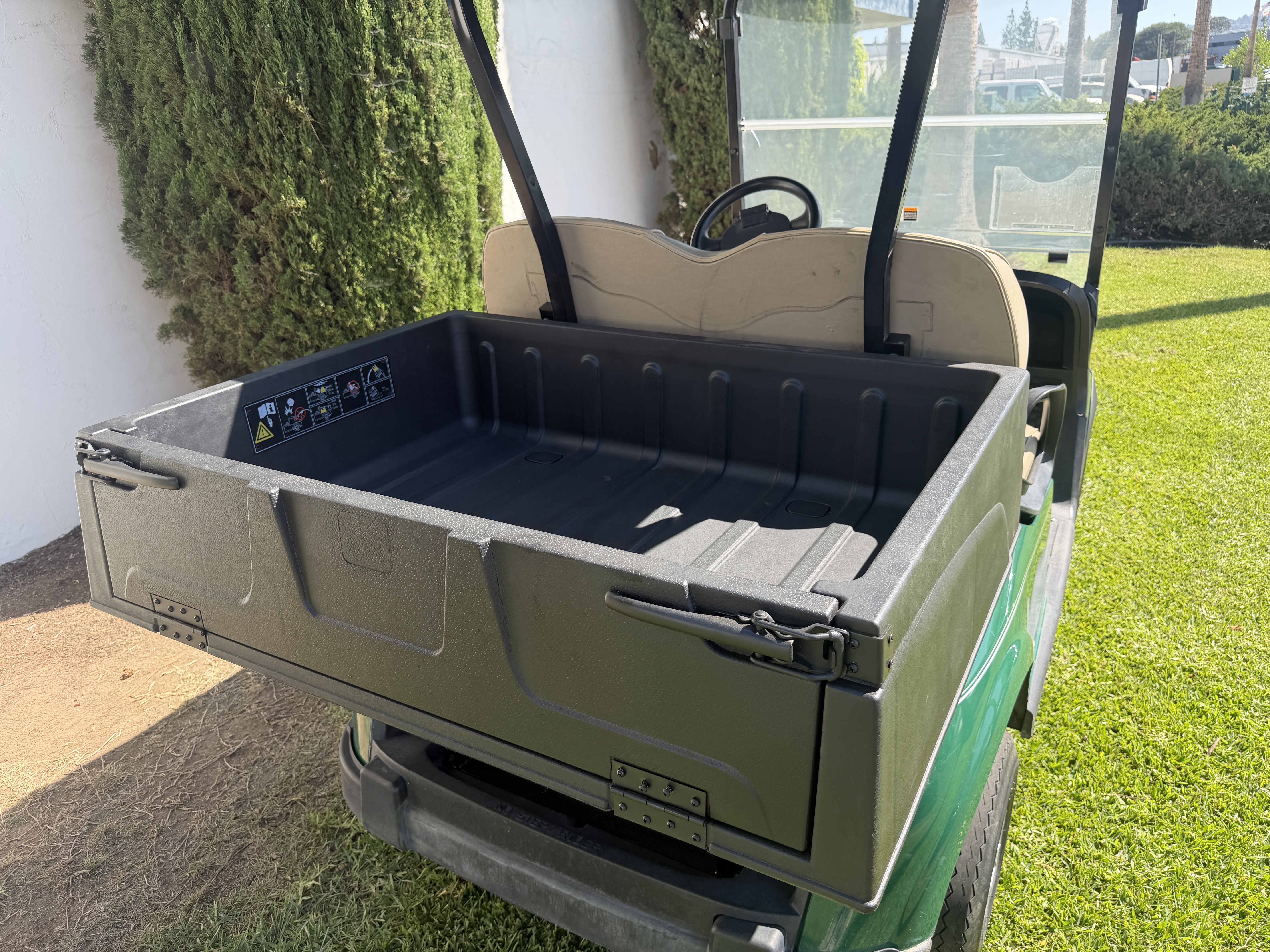 2024 E-Z-GO Freedom RXV ELiTE Lithium Golf Car - Electric