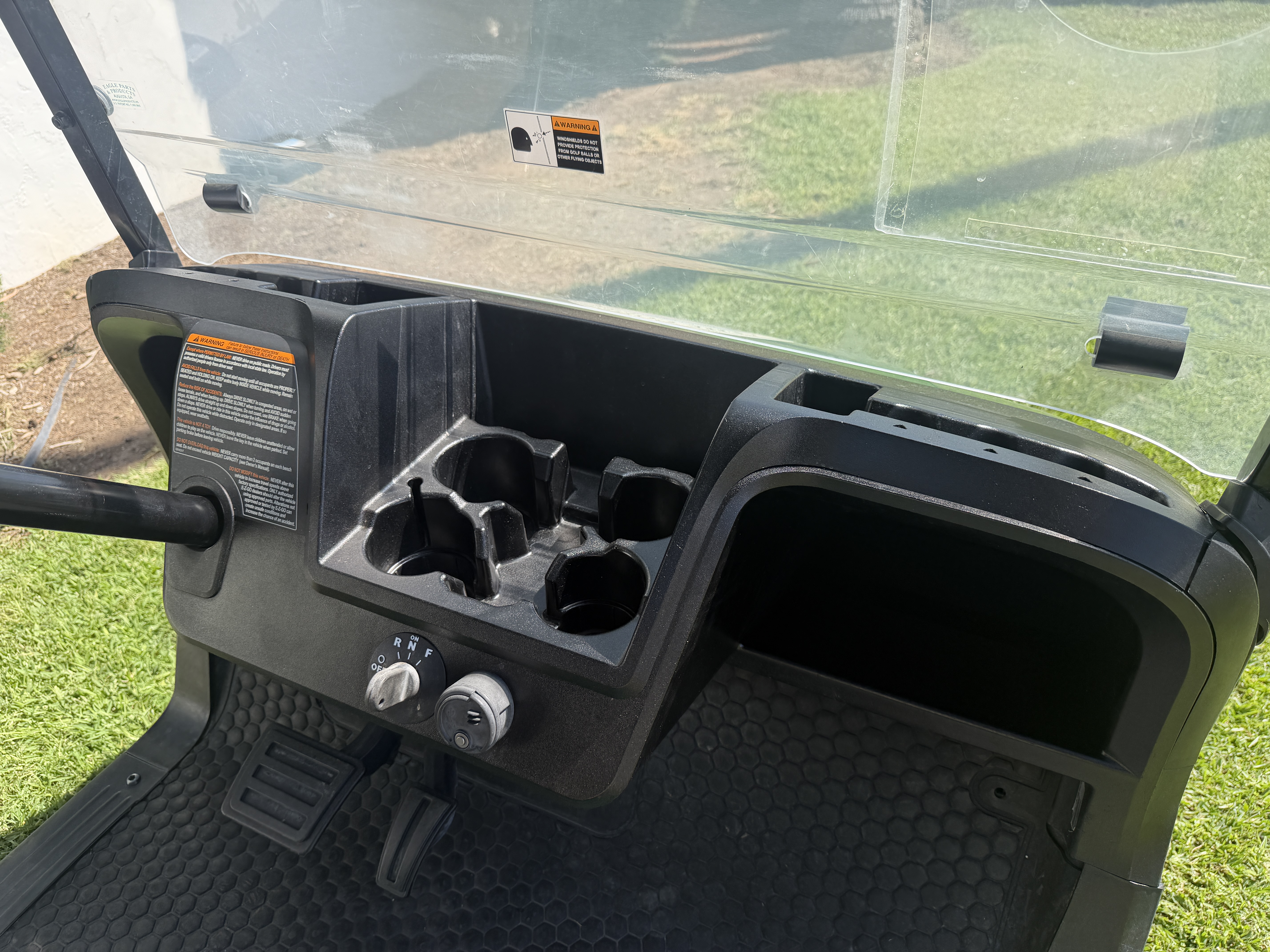 2024 E-Z-GO Freedom RXV ELiTE Lithium Golf Car - Electric
