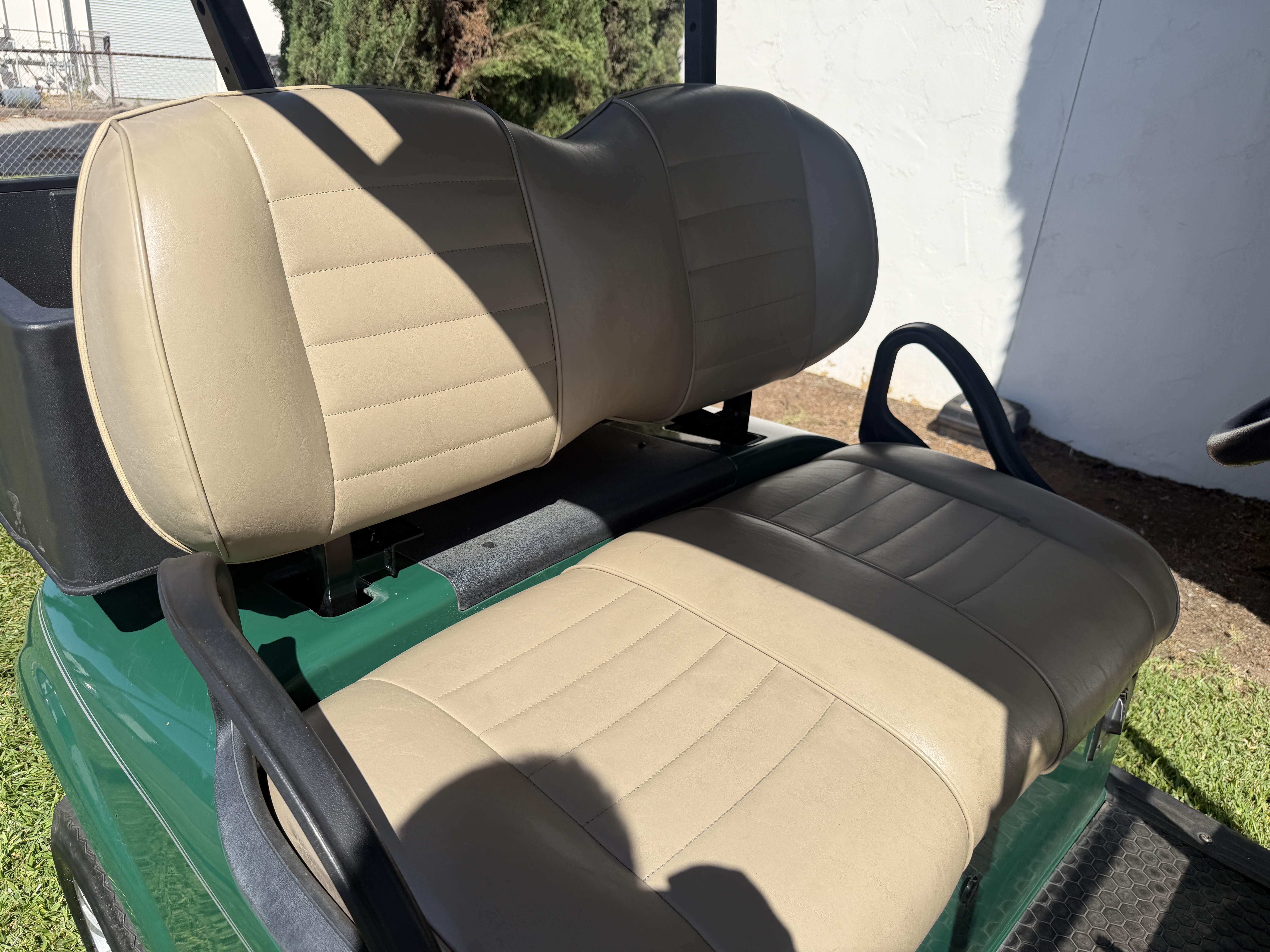 2024 E-Z-GO Freedom RXV ELiTE Lithium Golf Car - Electric