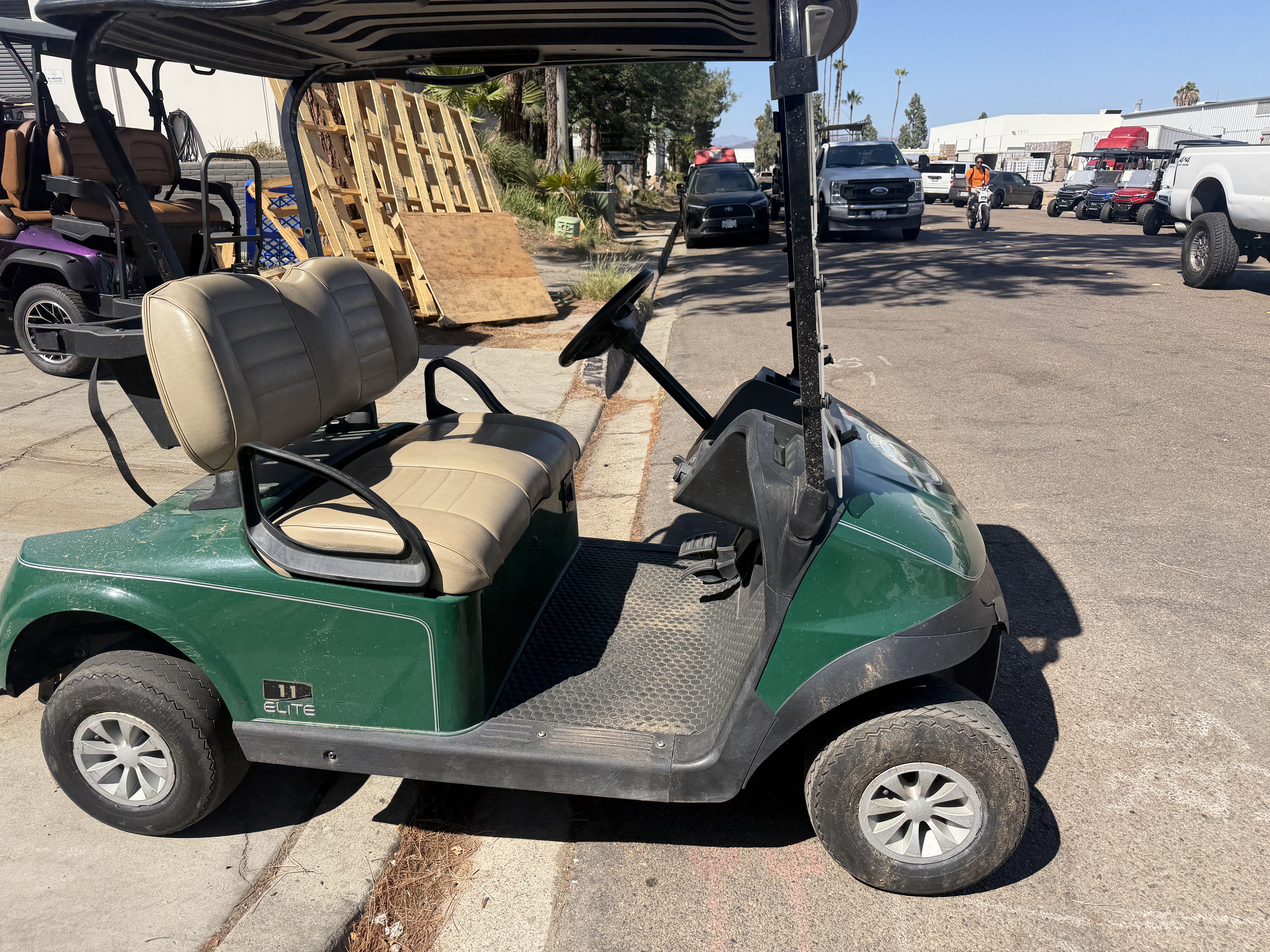 2024 E-Z-GO Freedom RXV ELiTE Lithium Golf Car - Electric