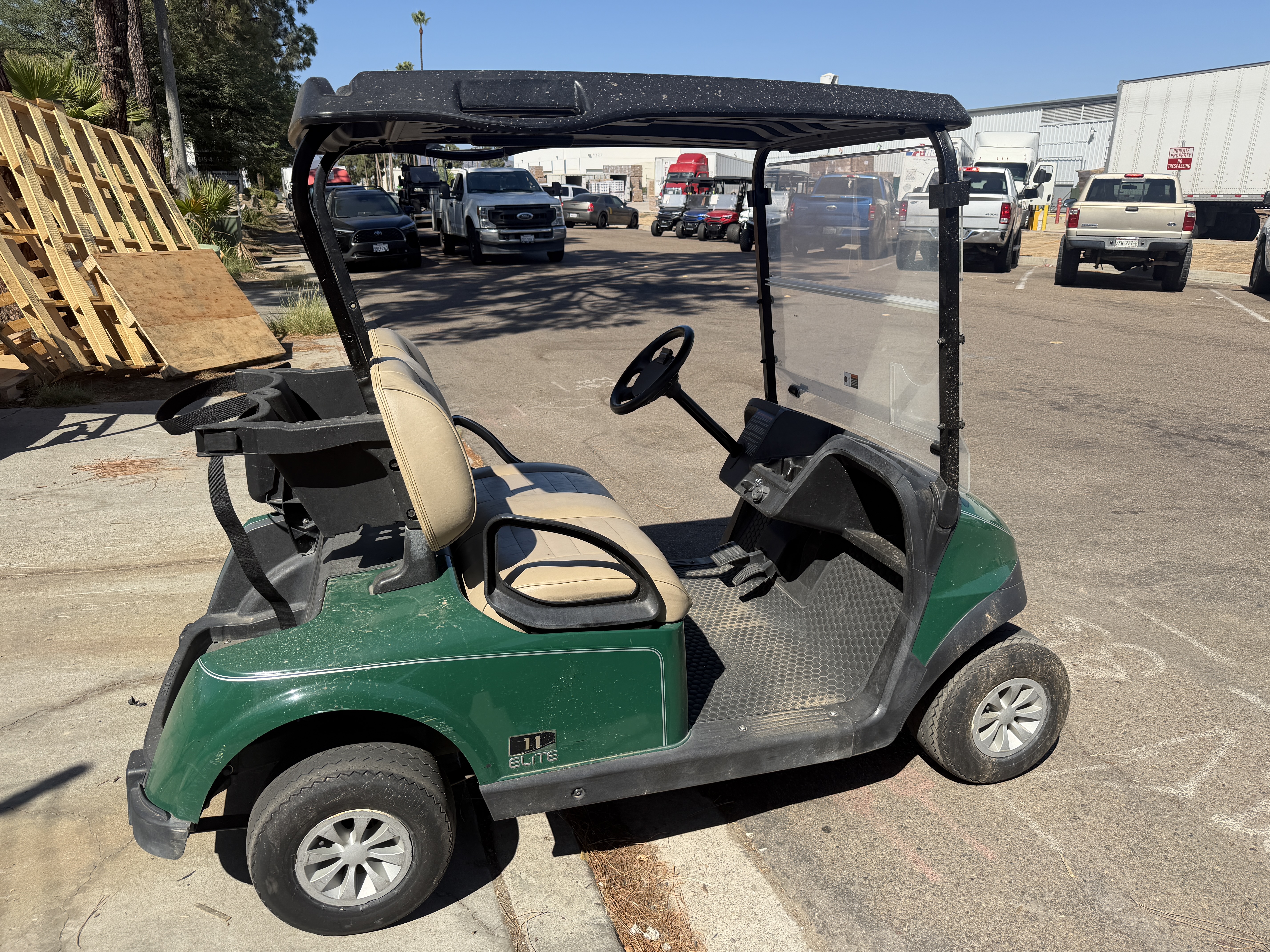 2024 E-Z-GO Freedom RXV ELiTE Lithium Golf Car - Electric