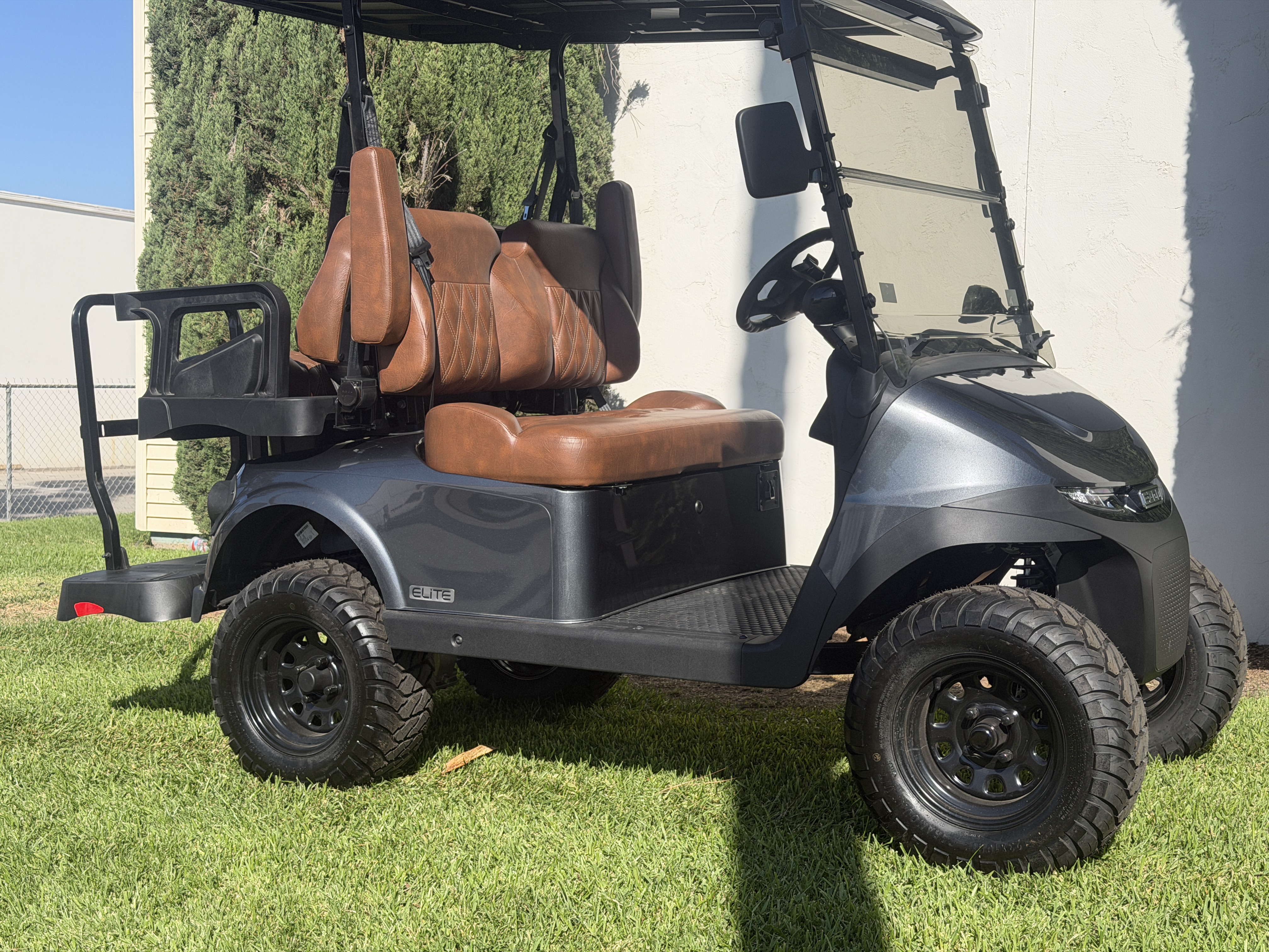2026 E-Z-GO RXV 4 Summit X ELiTE Lithium STREET LEGAL