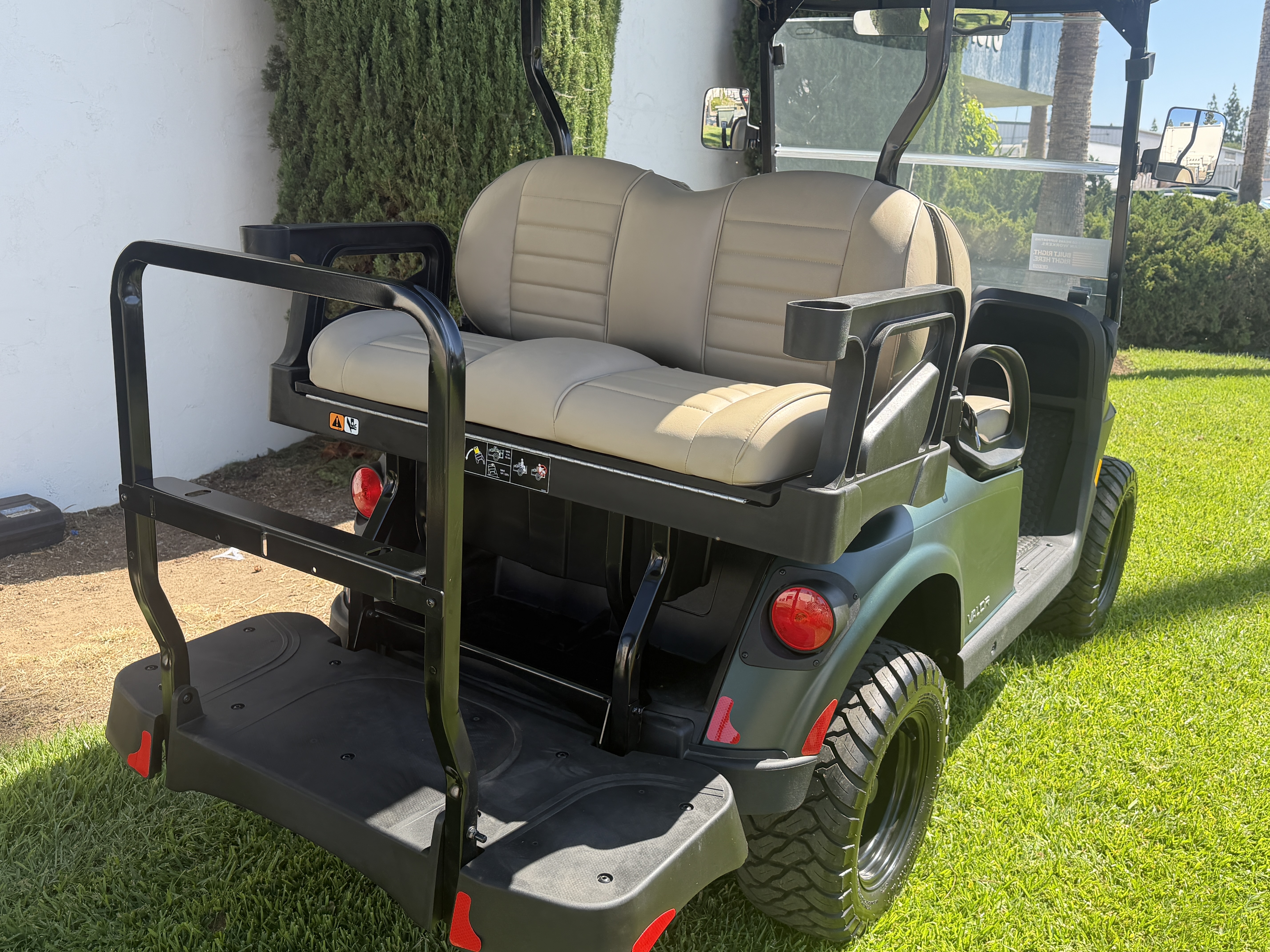 2026 E-Z-GO RXV 4 Valor S 48V STREET LEGAL