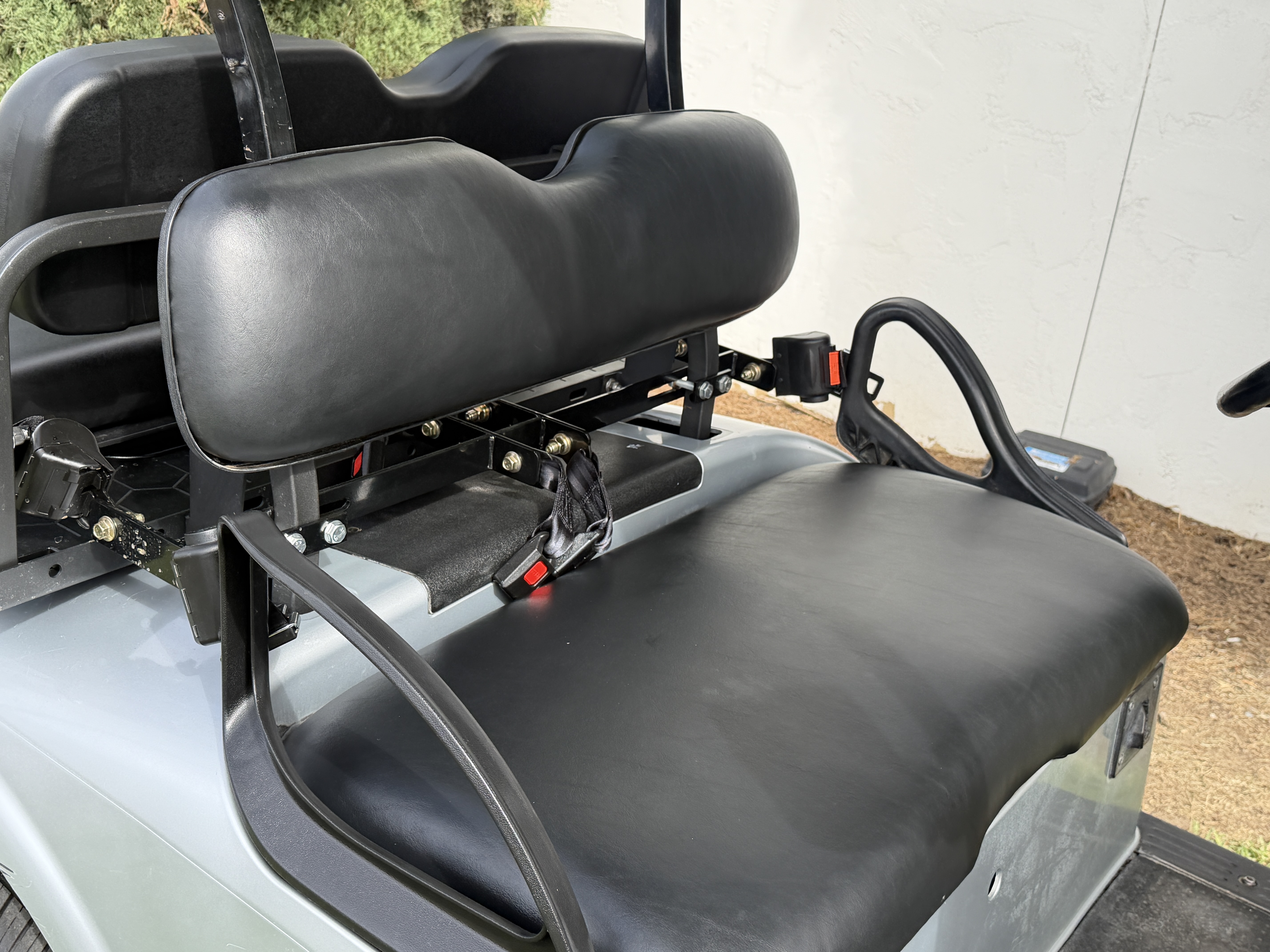 2020 E-Z-GO Freedom RXV ELiTE STREET LEGAL