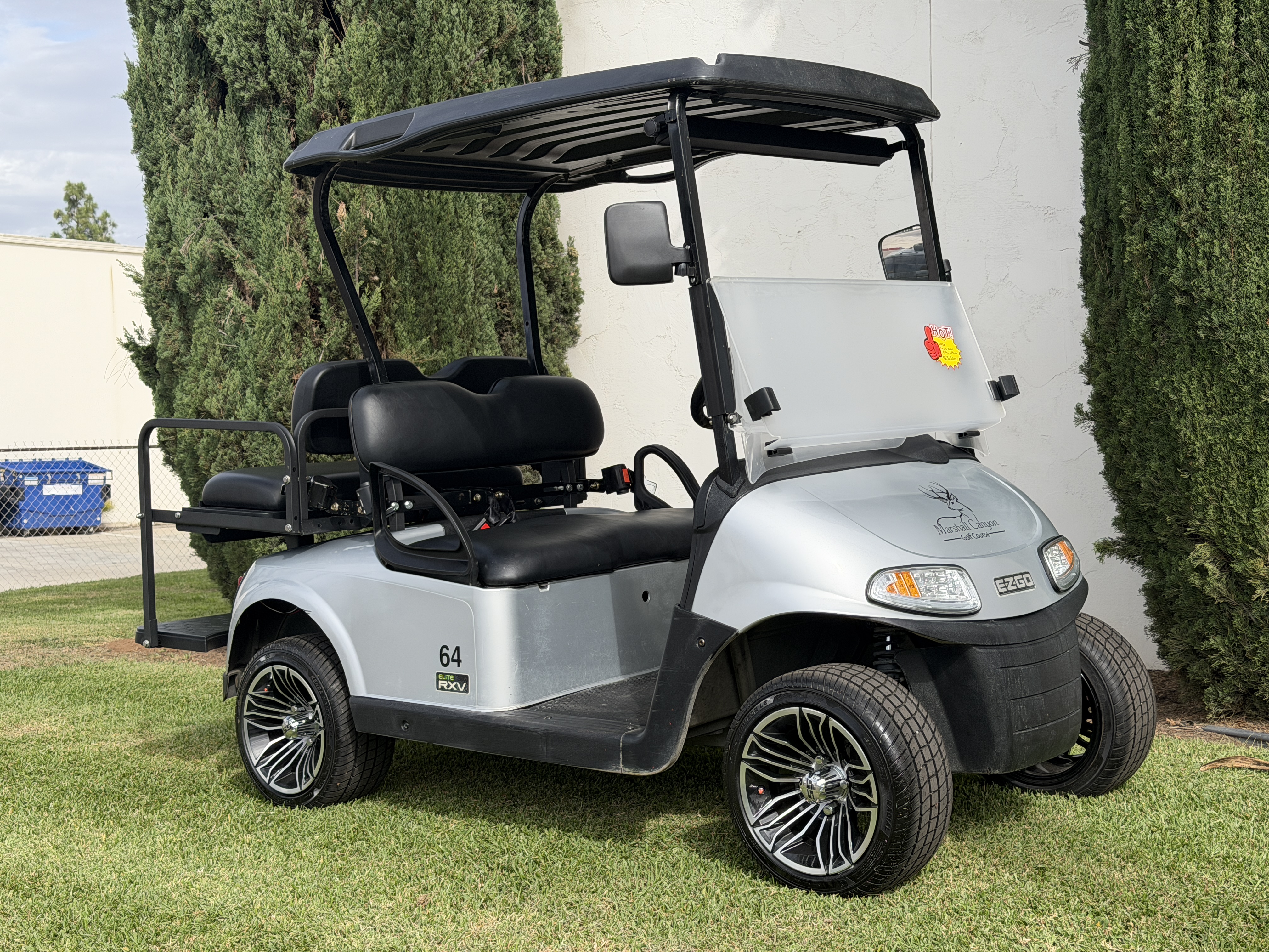 2020 E-Z-GO Freedom RXV ELiTE STREET LEGAL