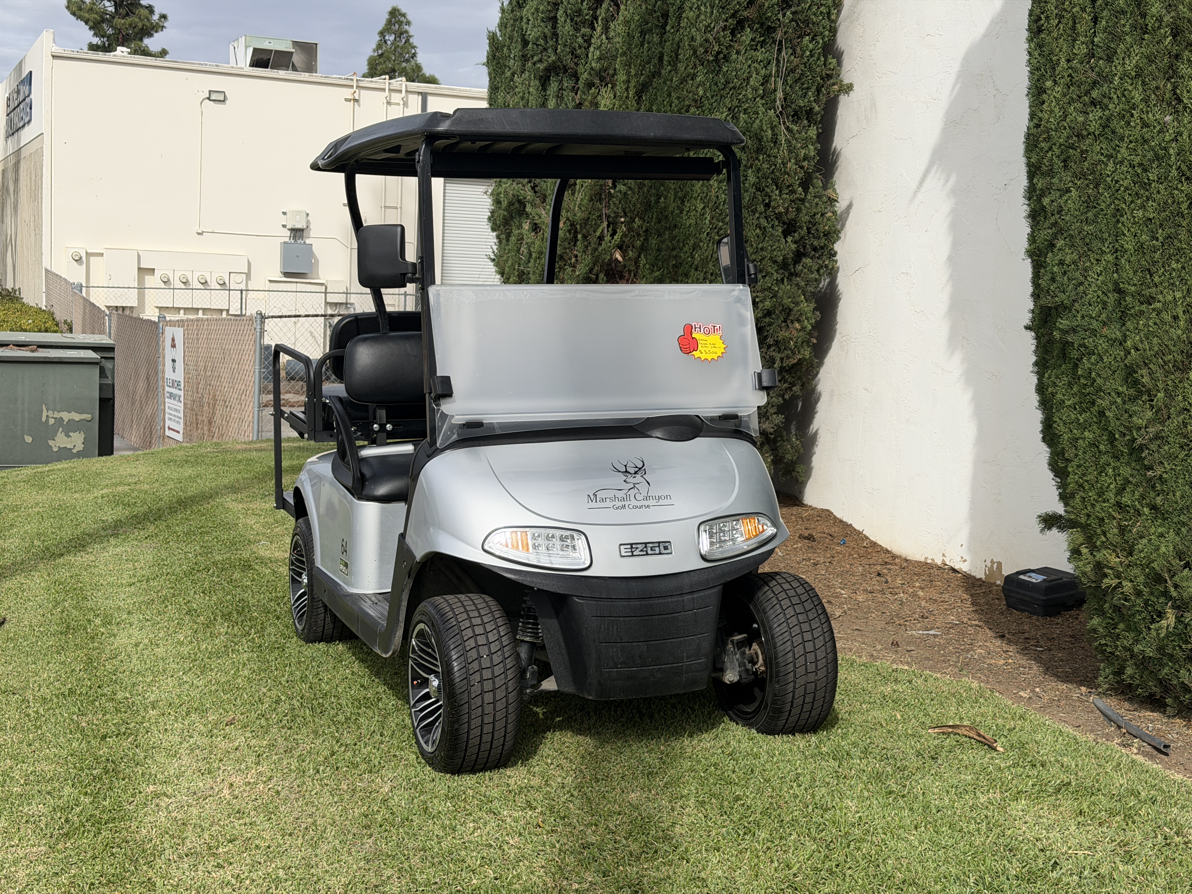 2020 E-Z-GO Freedom RXV ELiTE STREET LEGAL
