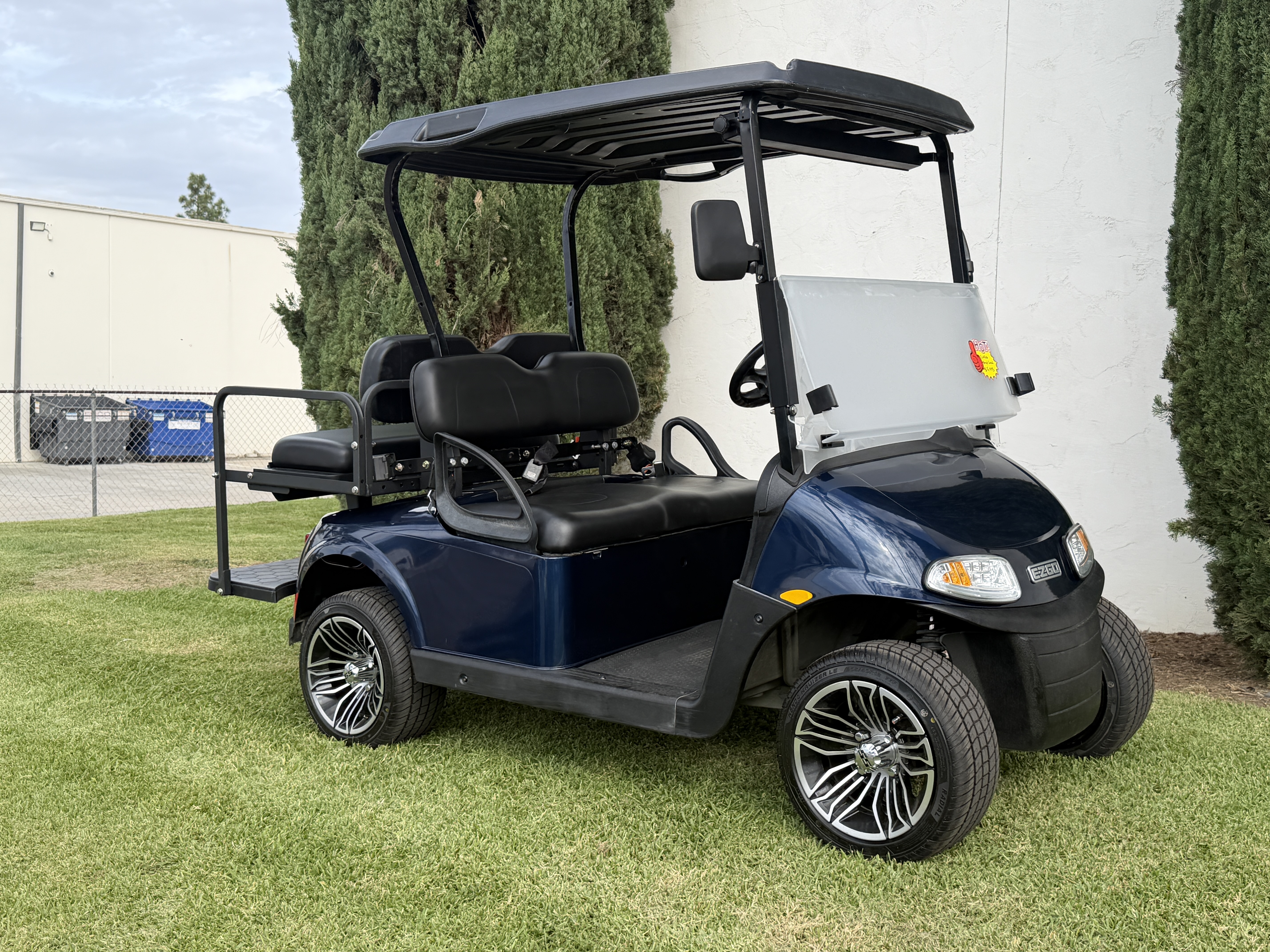 2020 E-Z-GO Freedom RXV ELiTE STREET LEGAL