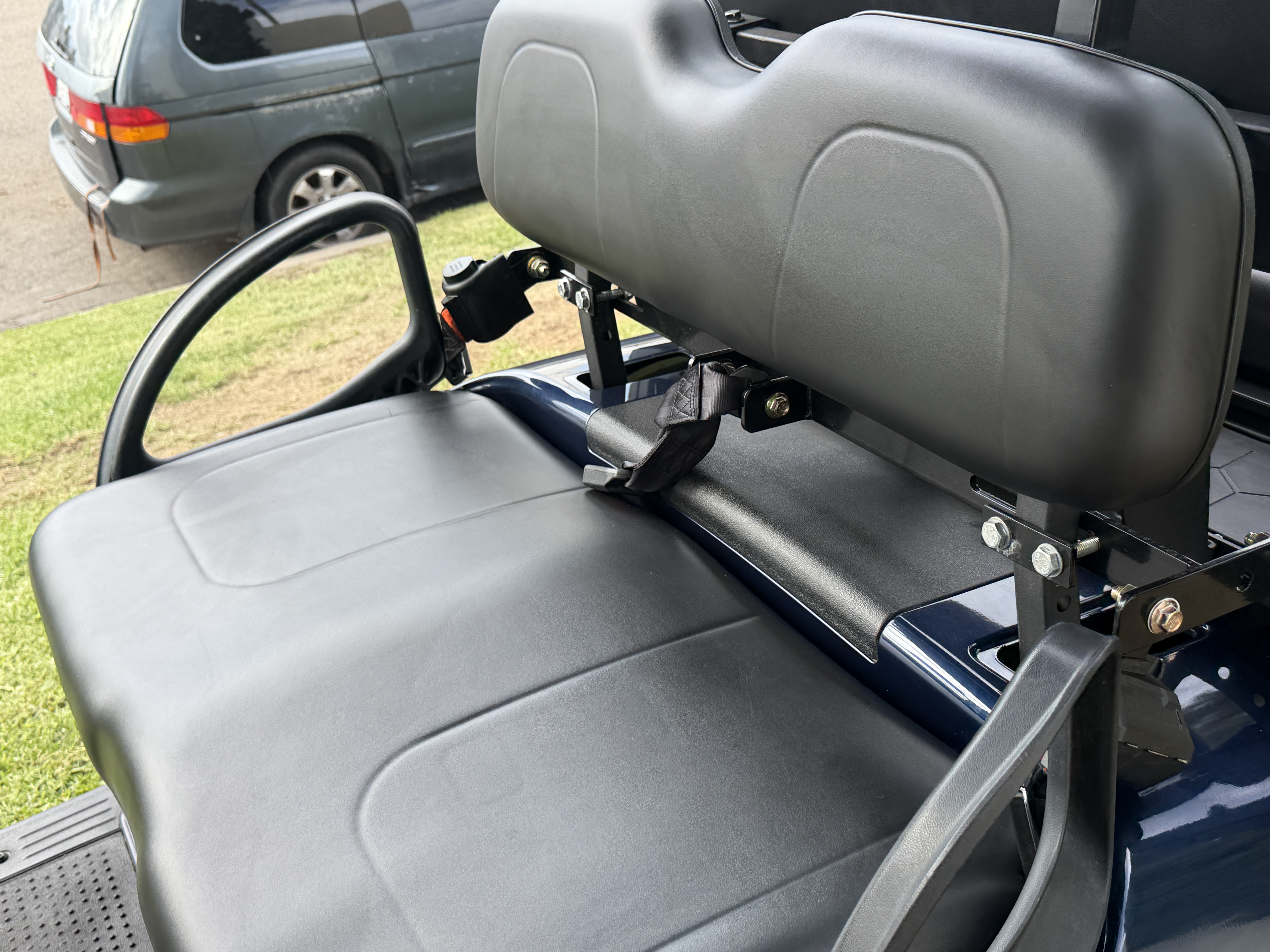 2020 E-Z-GO Freedom RXV ELiTE STREET LEGAL