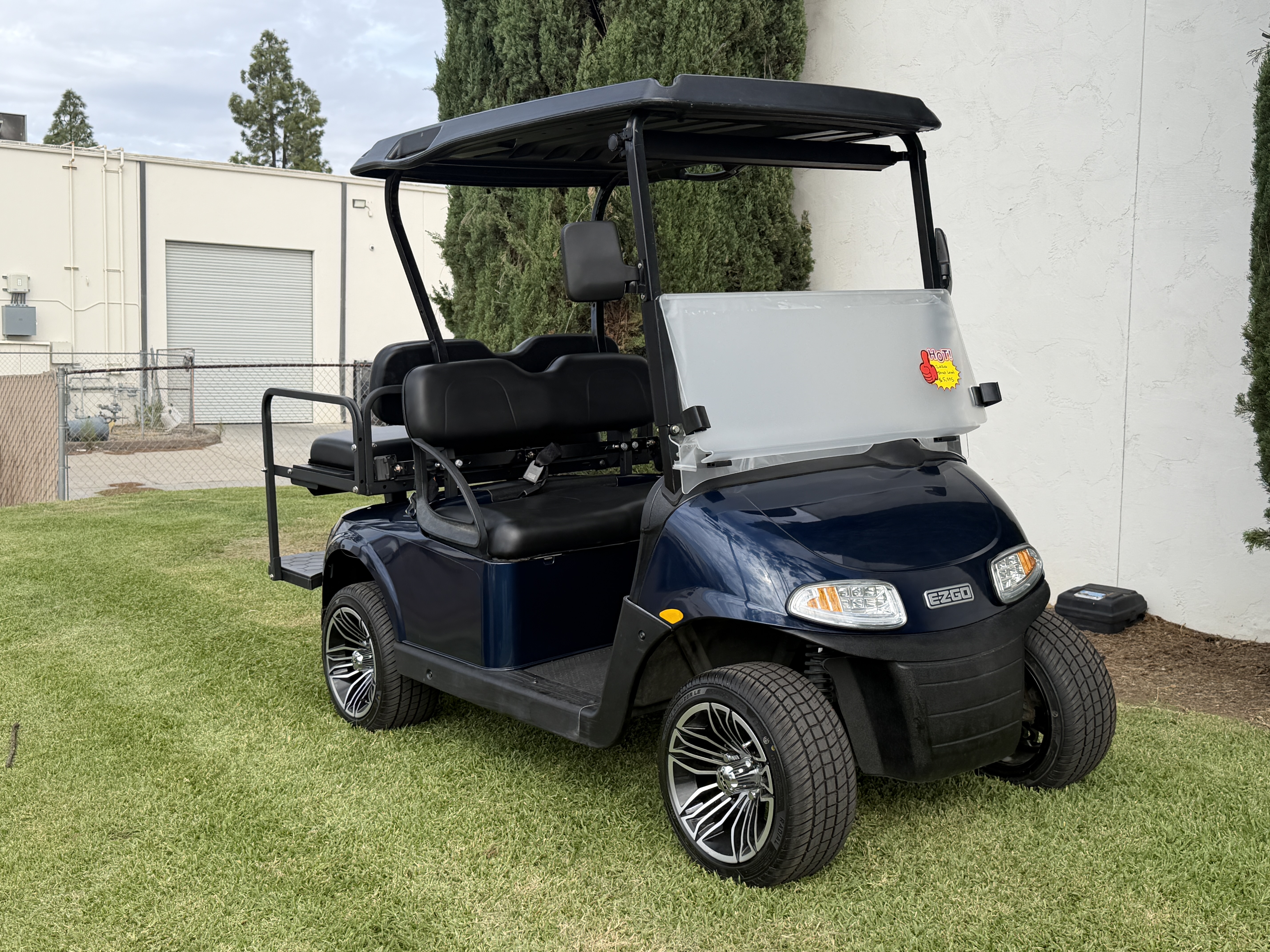 2020 E-Z-GO Freedom RXV ELiTE STREET LEGAL