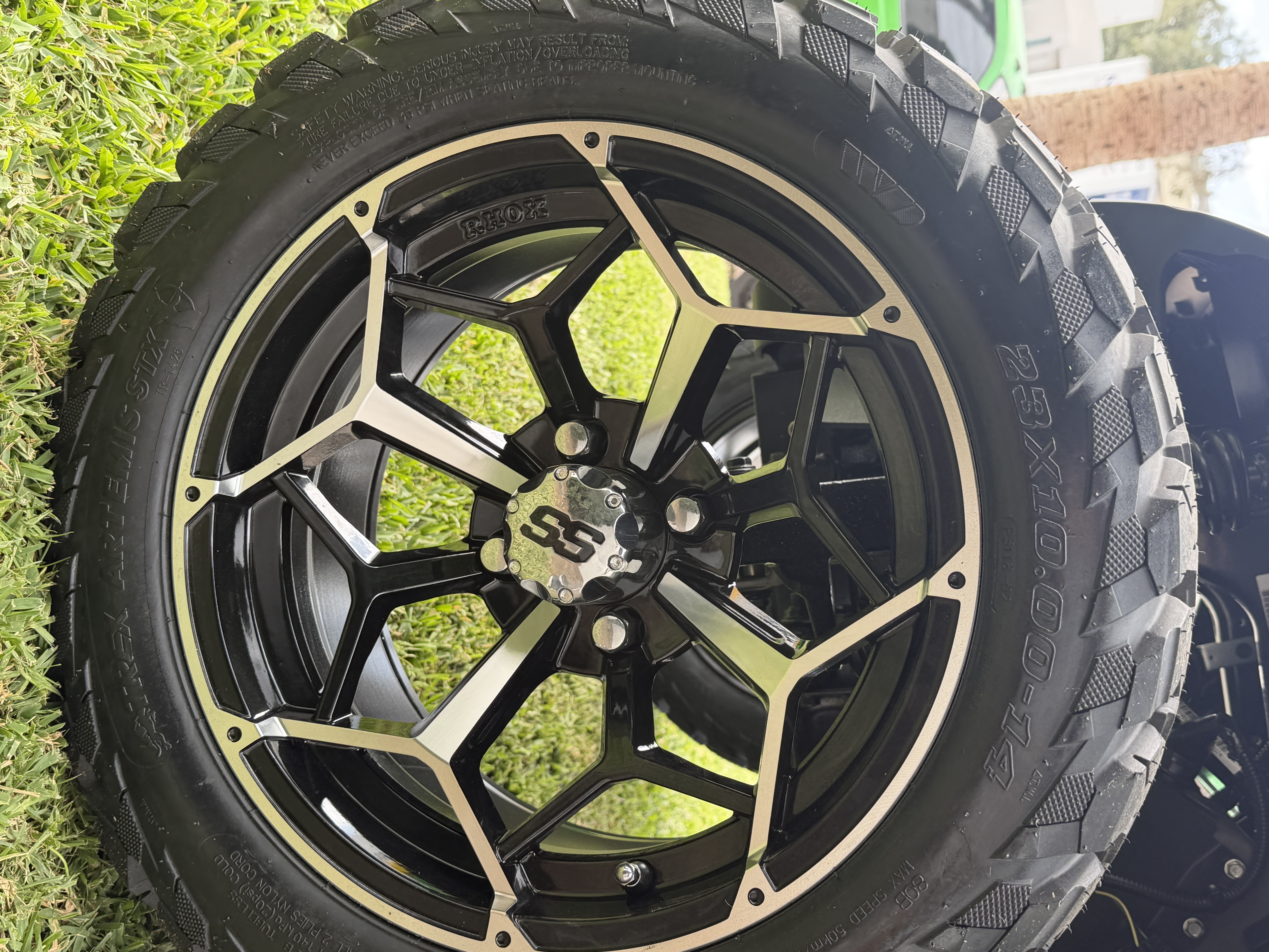 2027 E-Z-GO Freedom RXV ELiTE Lithium STREET LEGAL