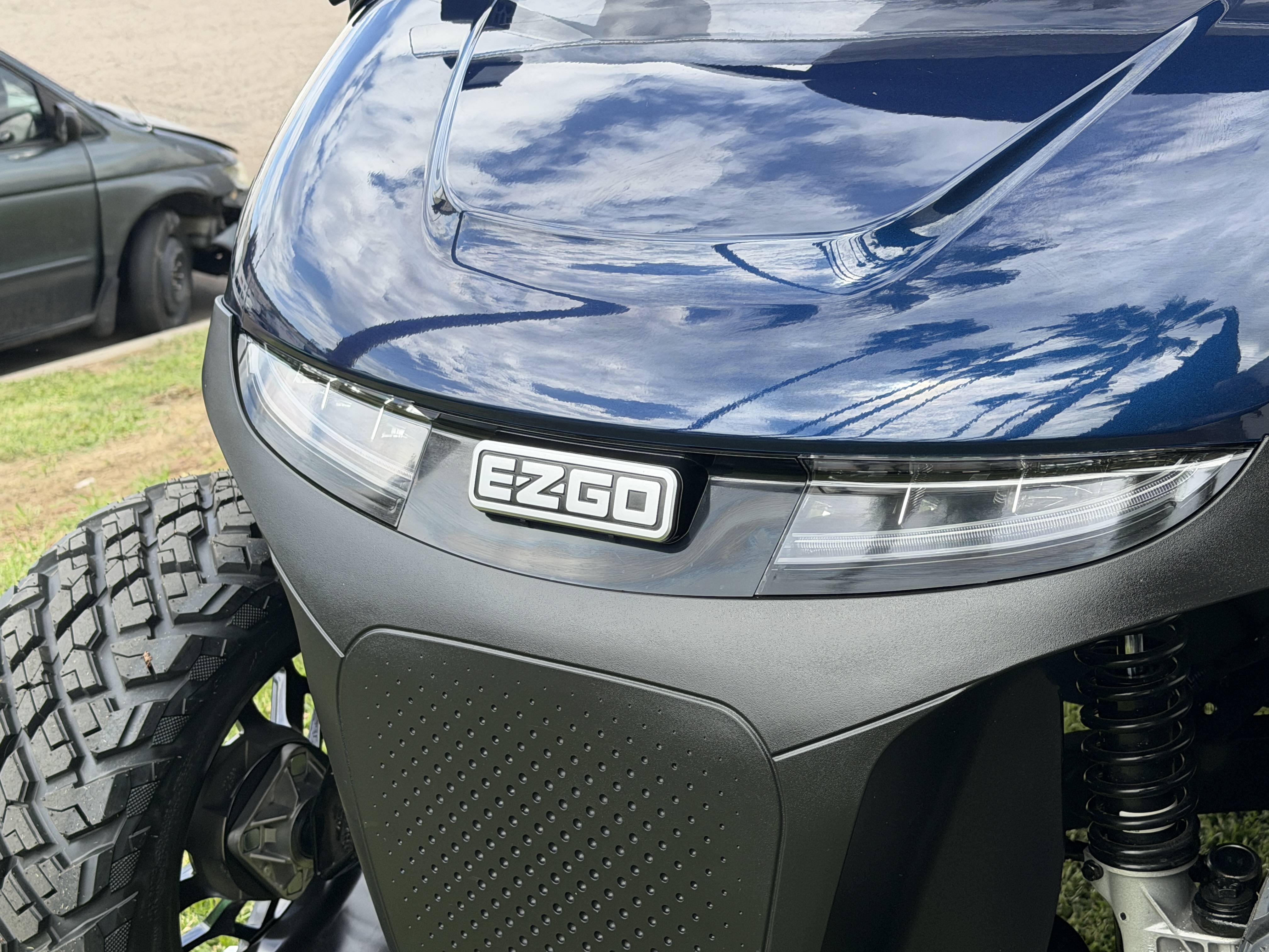 2027 E-Z-GO Freedom RXV ELiTE Lithium STREET LEGAL