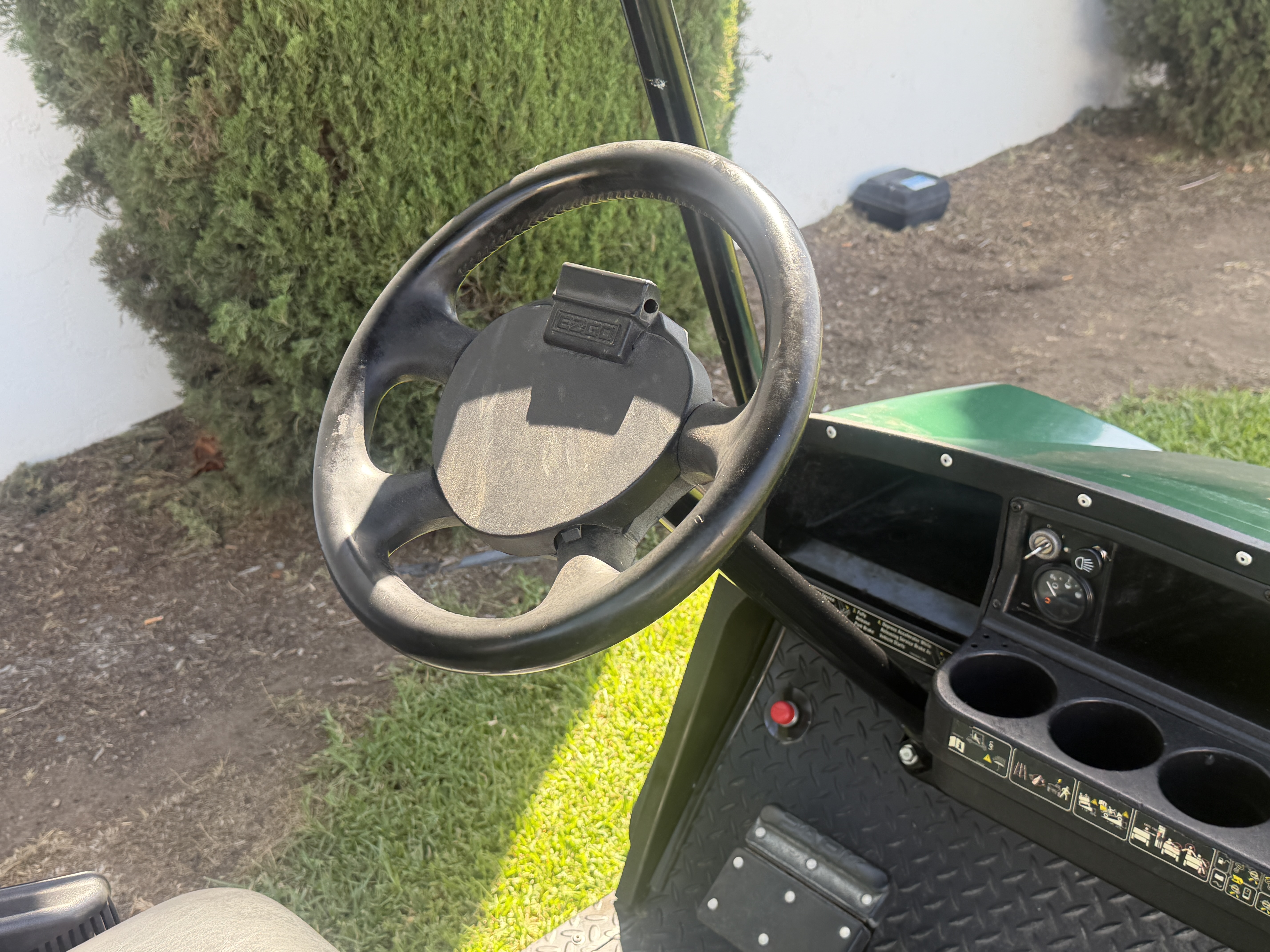 2016 Cushman Hauler PRO Golf Car