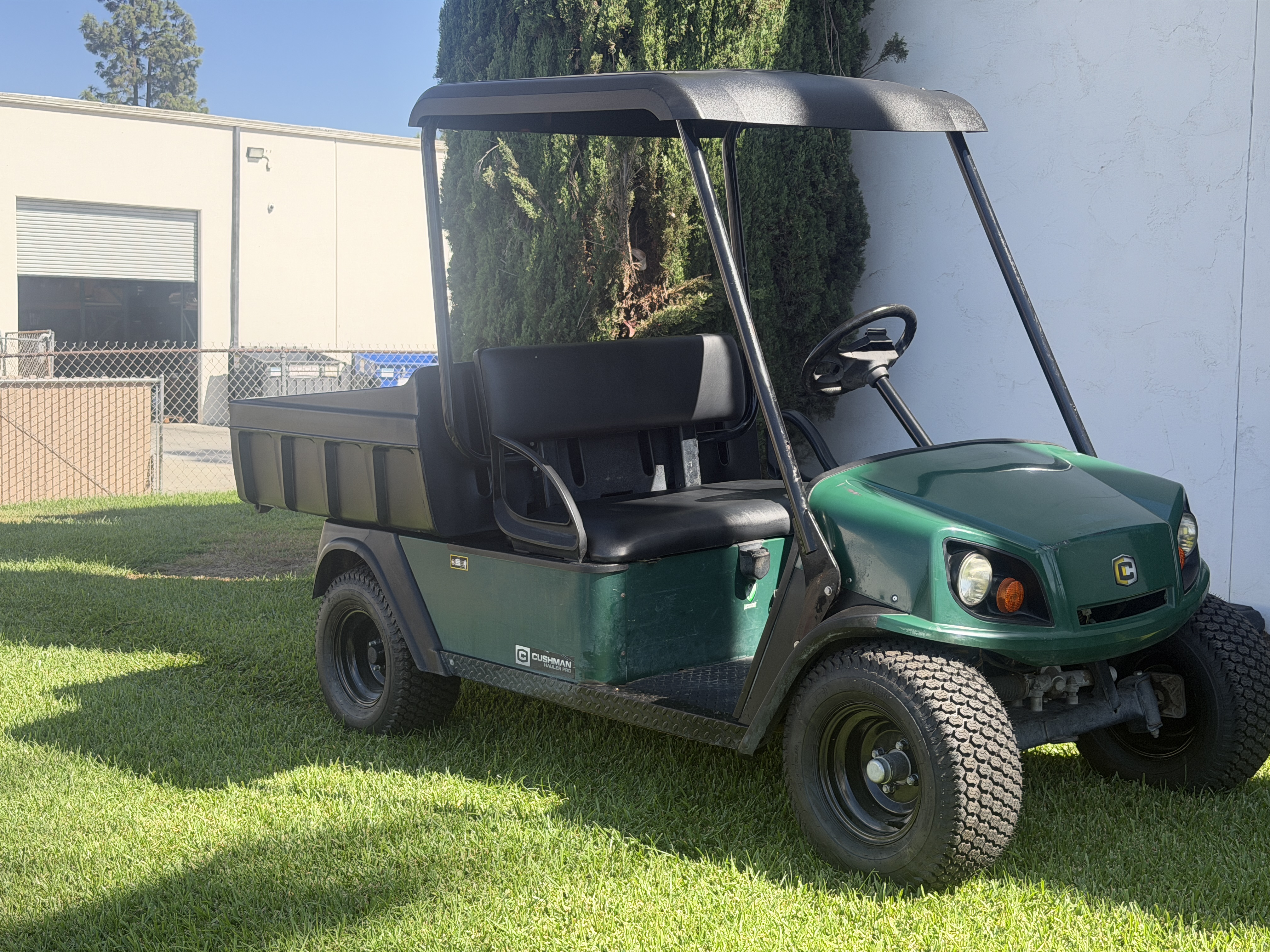 2016 Cushman Hauler PRO Golf Car