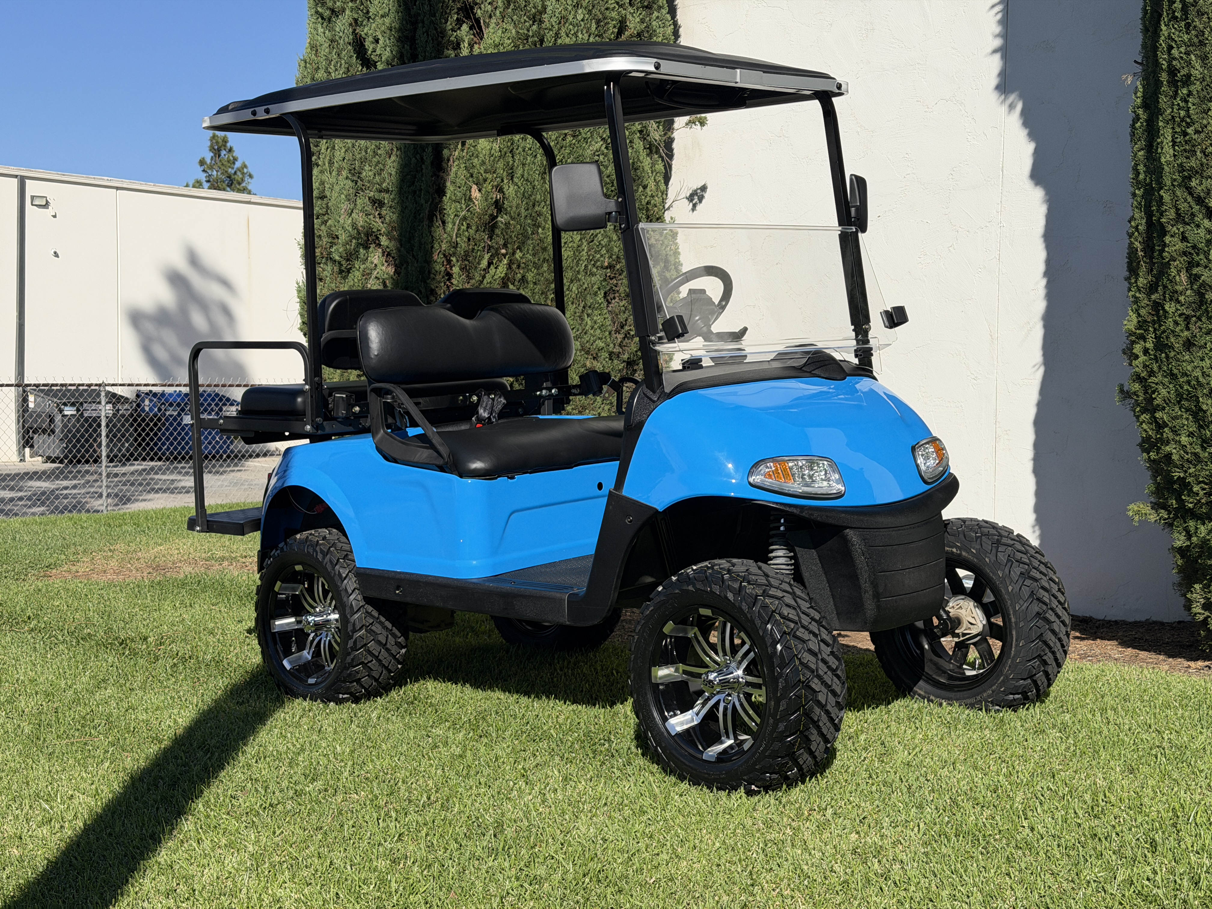 2020 E-Z-GO Freedom RXV ELiTE STREET LEGAL