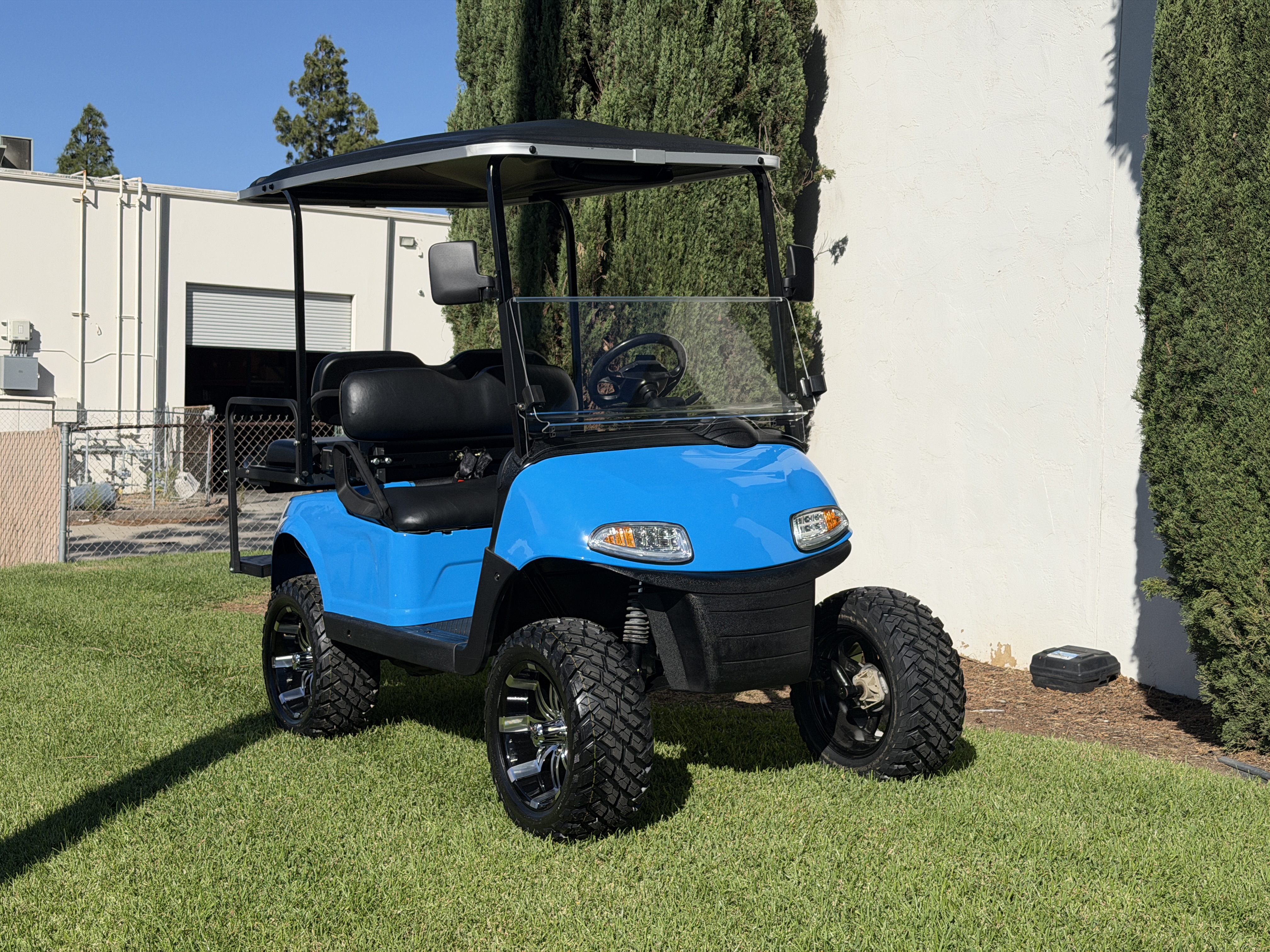 2020 E-Z-GO Freedom RXV ELiTE STREET LEGAL